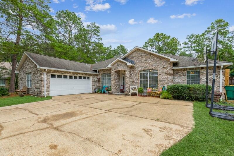 ROCKY BAYOU ESTATES 10B - Residential