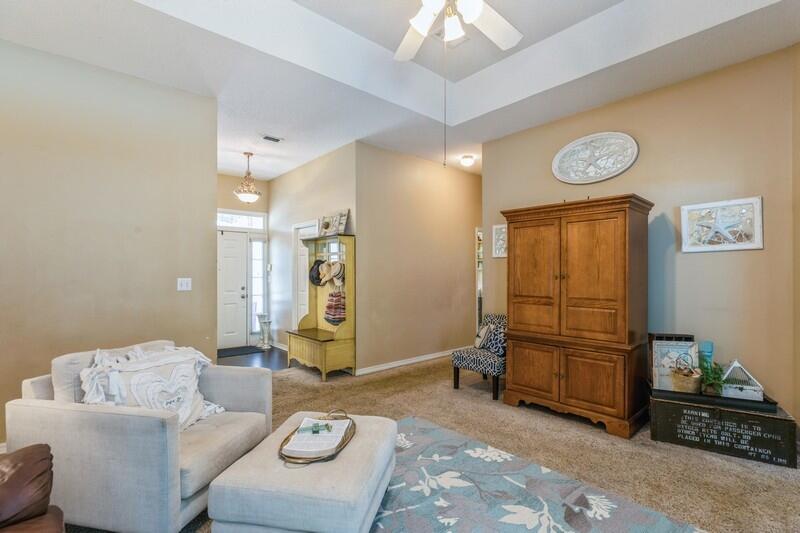 ROCKY BAYOU ESTATES 10B - Residential