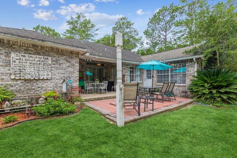 ROCKY BAYOU ESTATES 10B - Residential