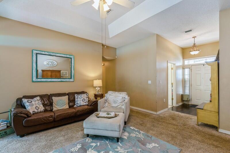ROCKY BAYOU ESTATES 10B - Residential