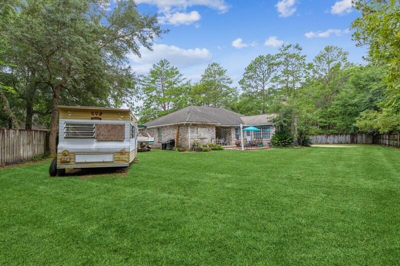 ROCKY BAYOU ESTATES 10B - Residential