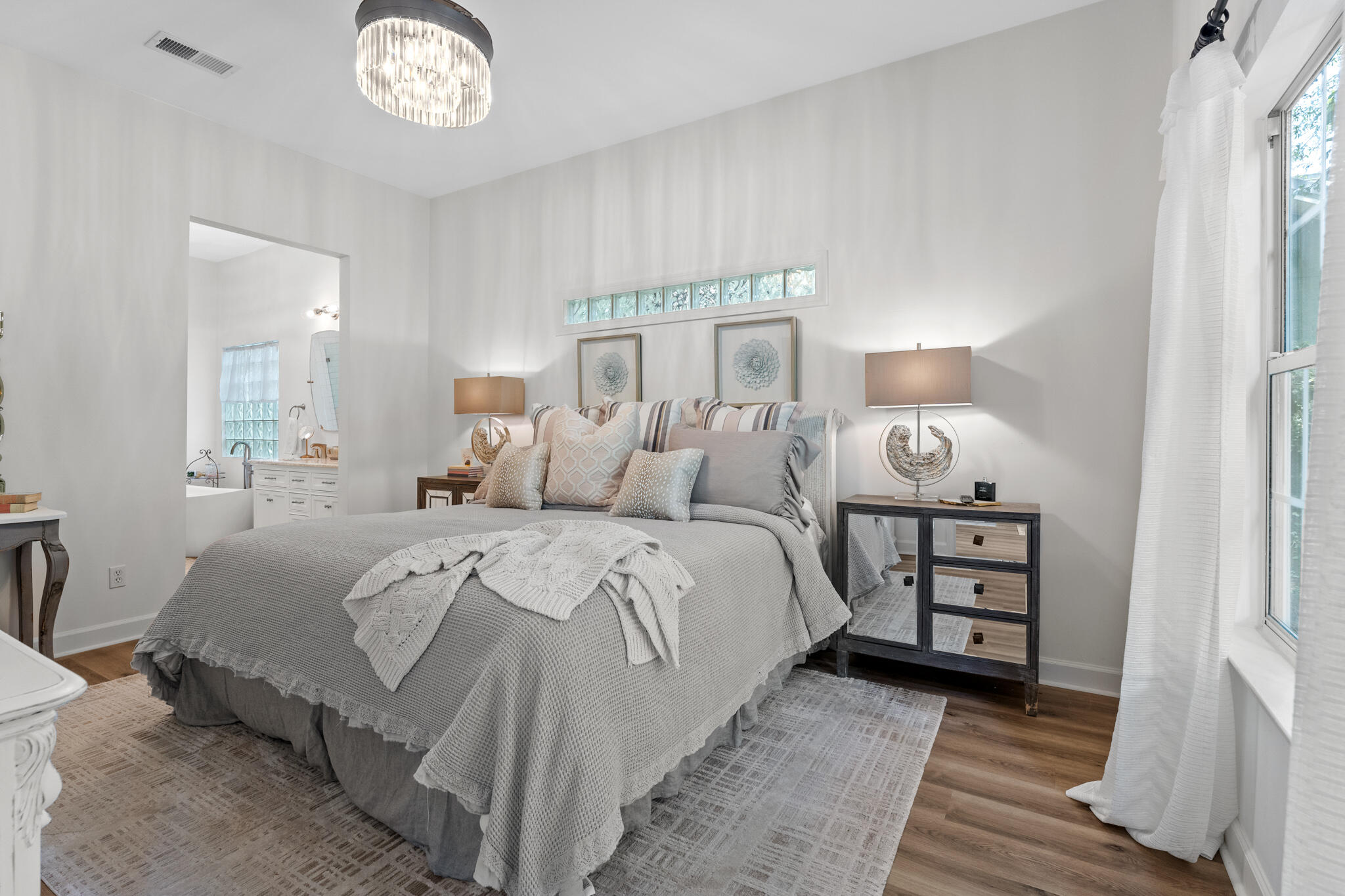 SEABREEZE - Residential
