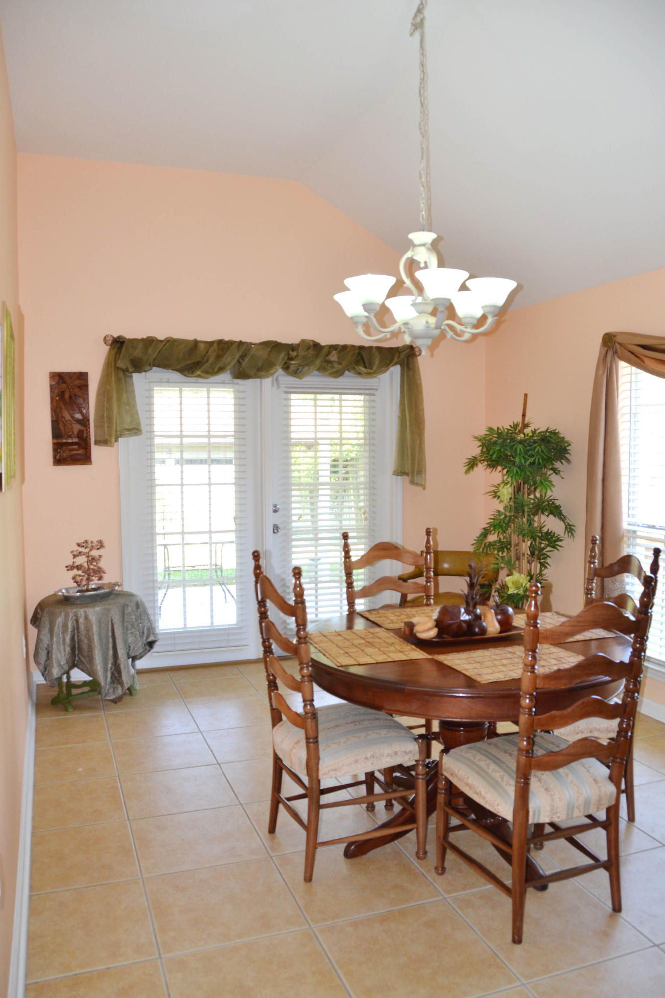 OLDE FLORIDA LAKES - Residential