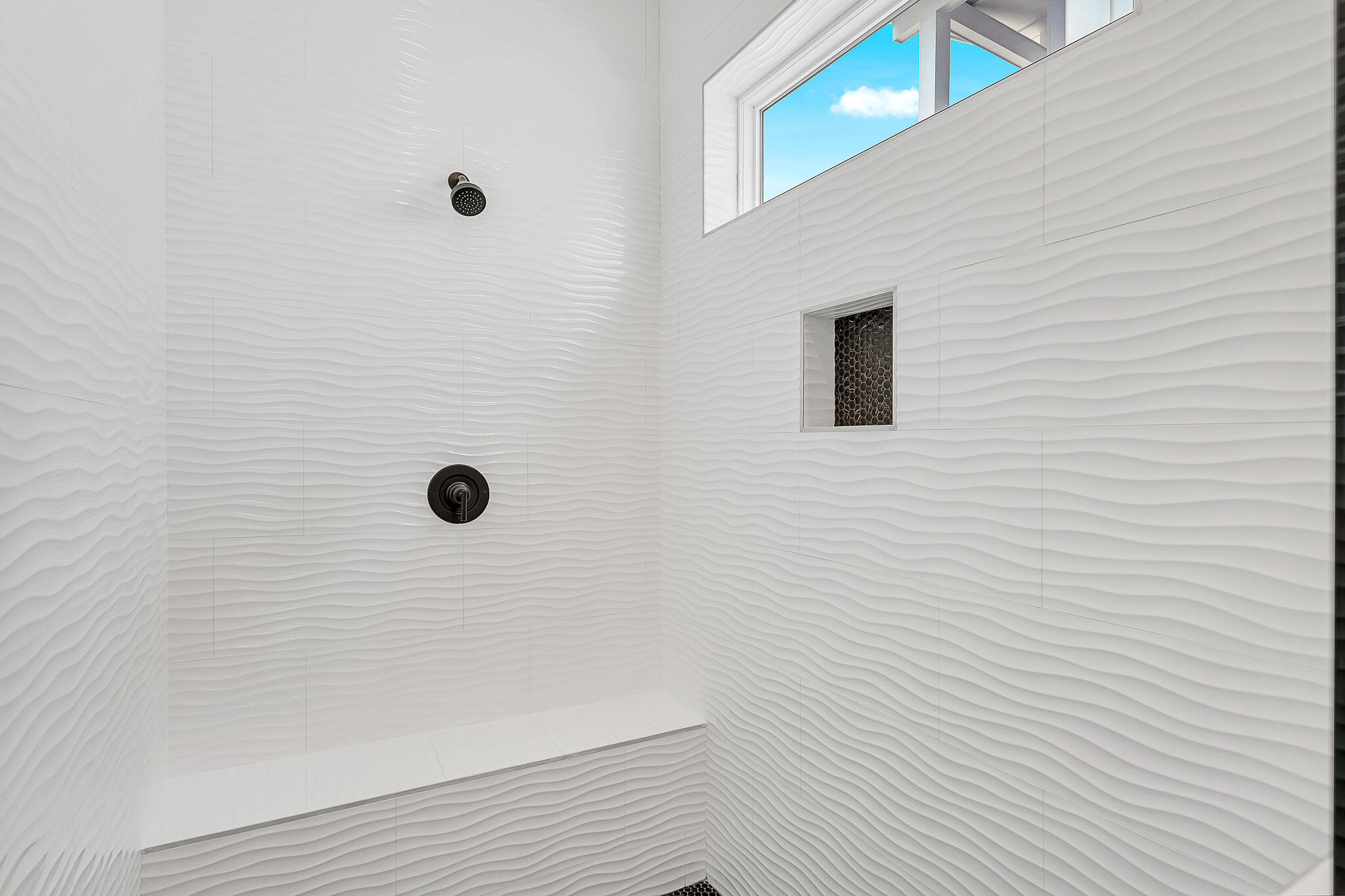 TWIN PALMS - Residential