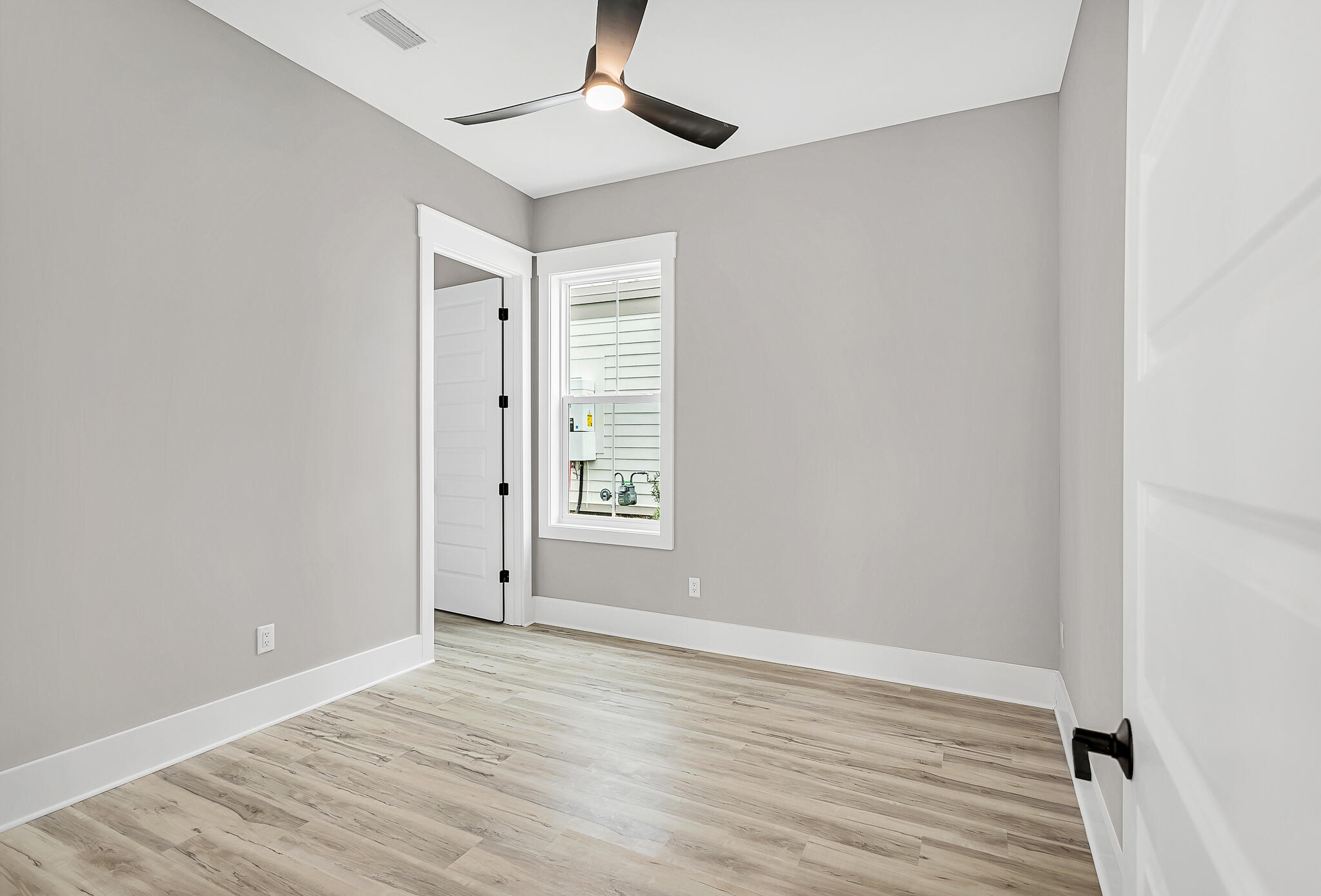 TWIN PALMS - Residential