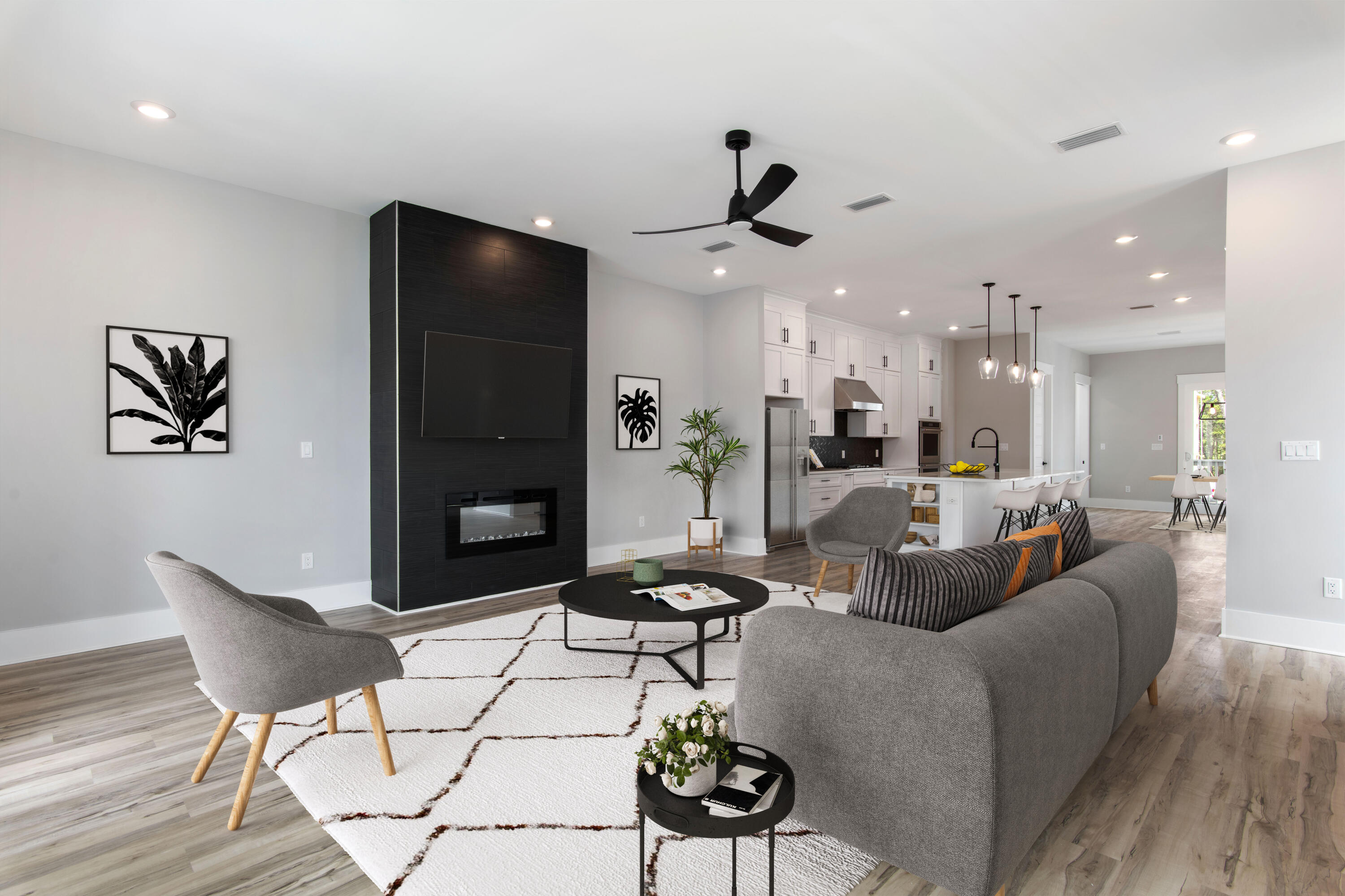 TWIN PALMS - Residential