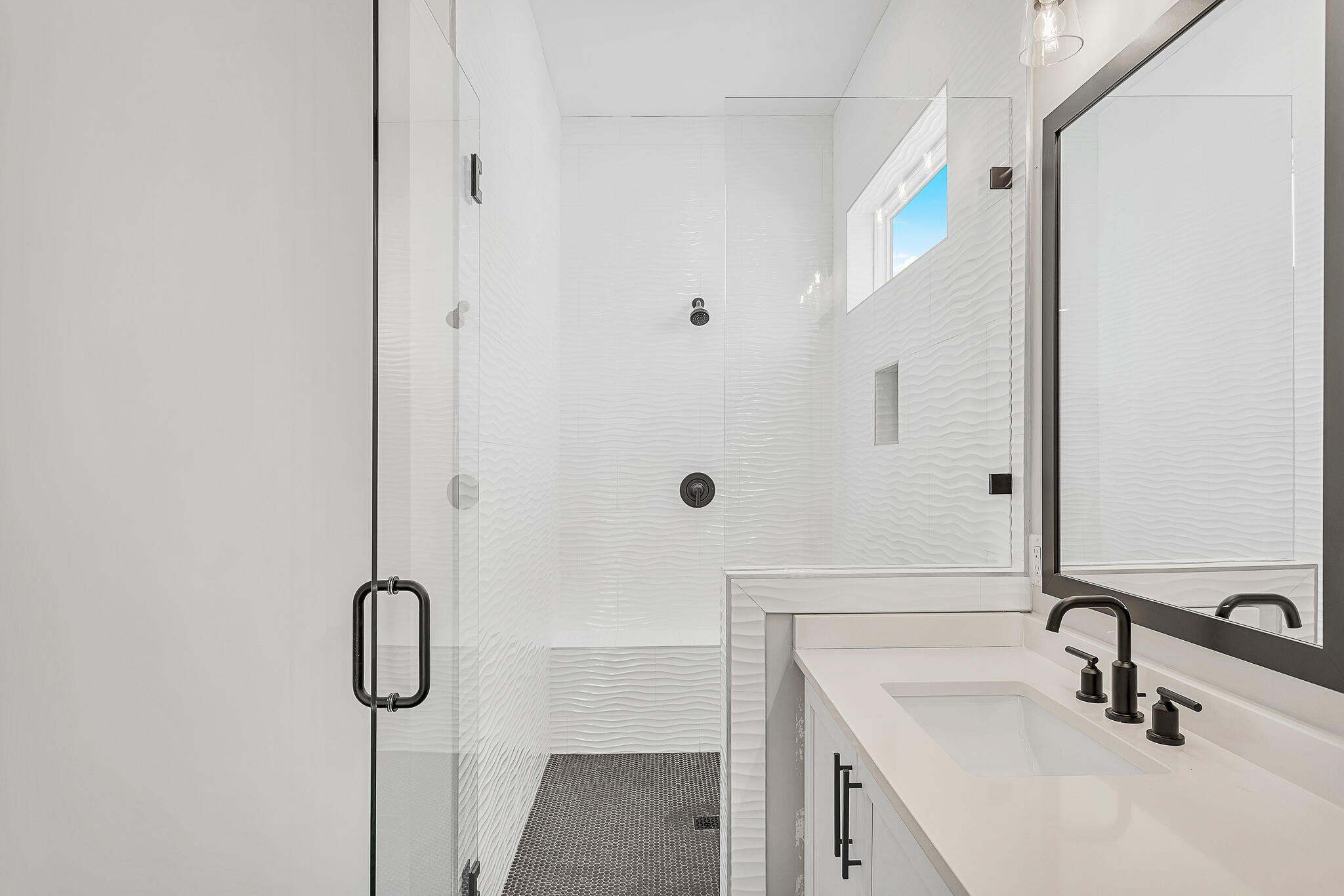 TWIN PALMS - Residential