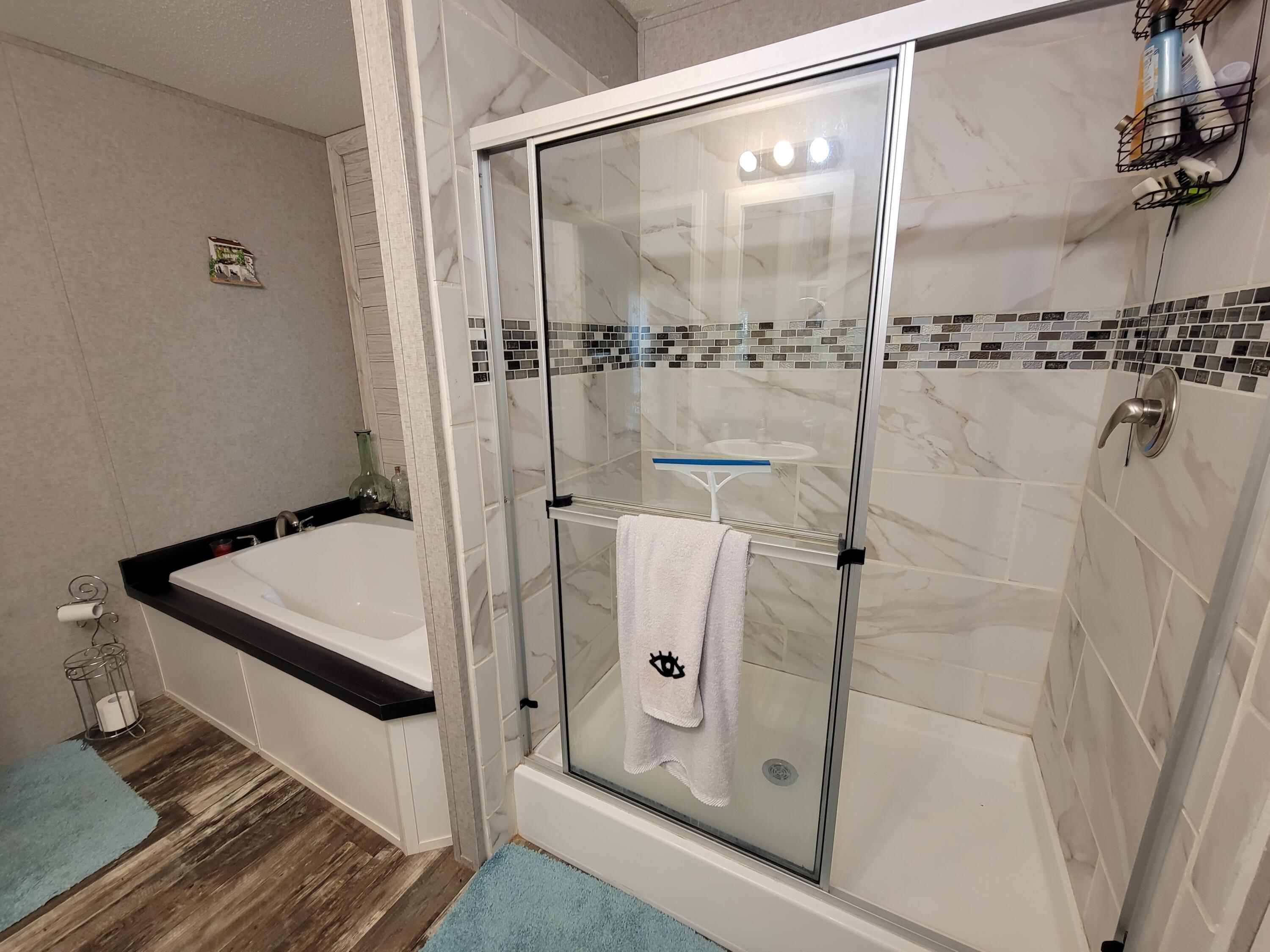 OAKWOOD LAKES ESTATES Unit 7 Oakwood Hills - Residential