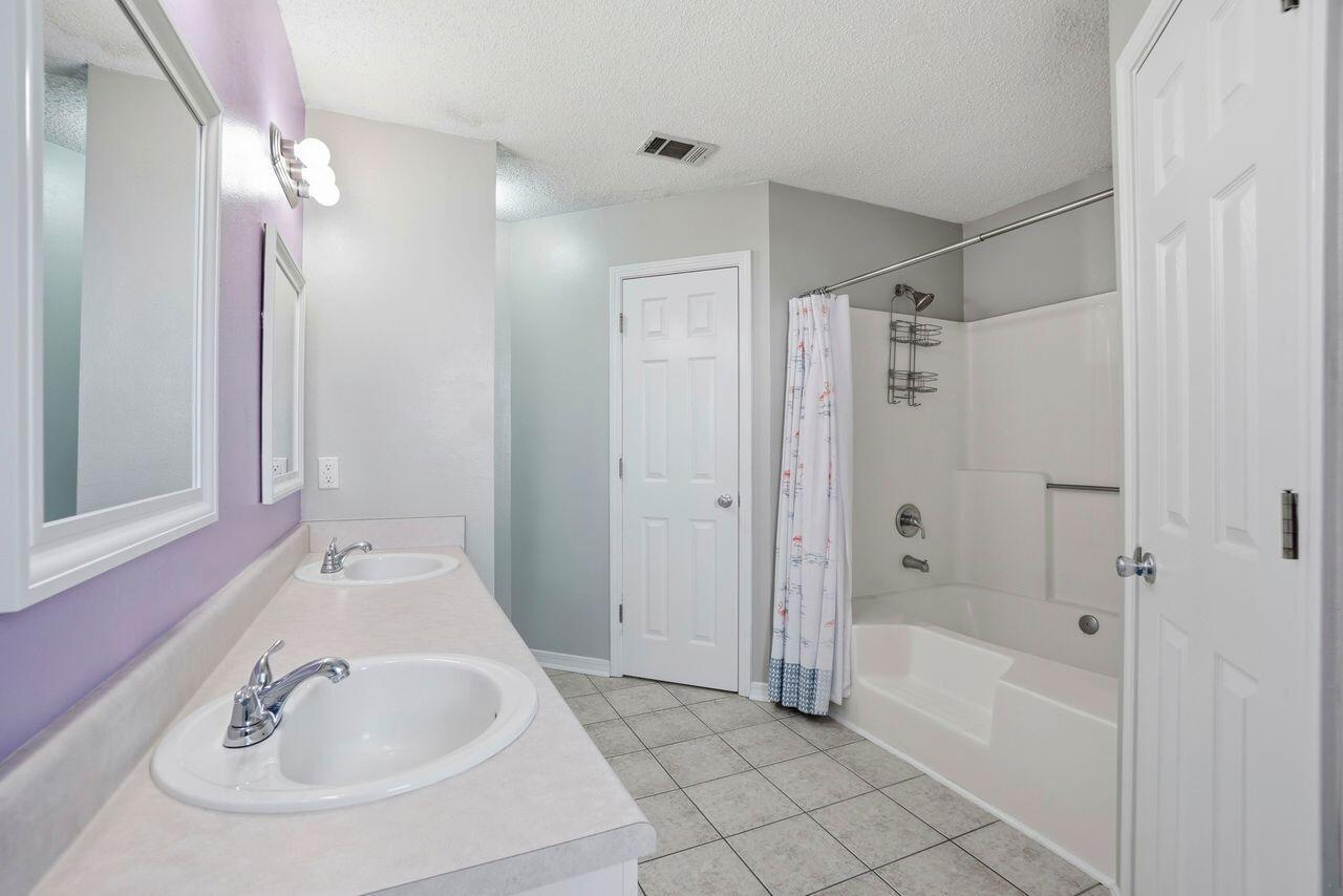 COUNTRYVIEW ESTATES 4TH ADDN PH 4 - Residential