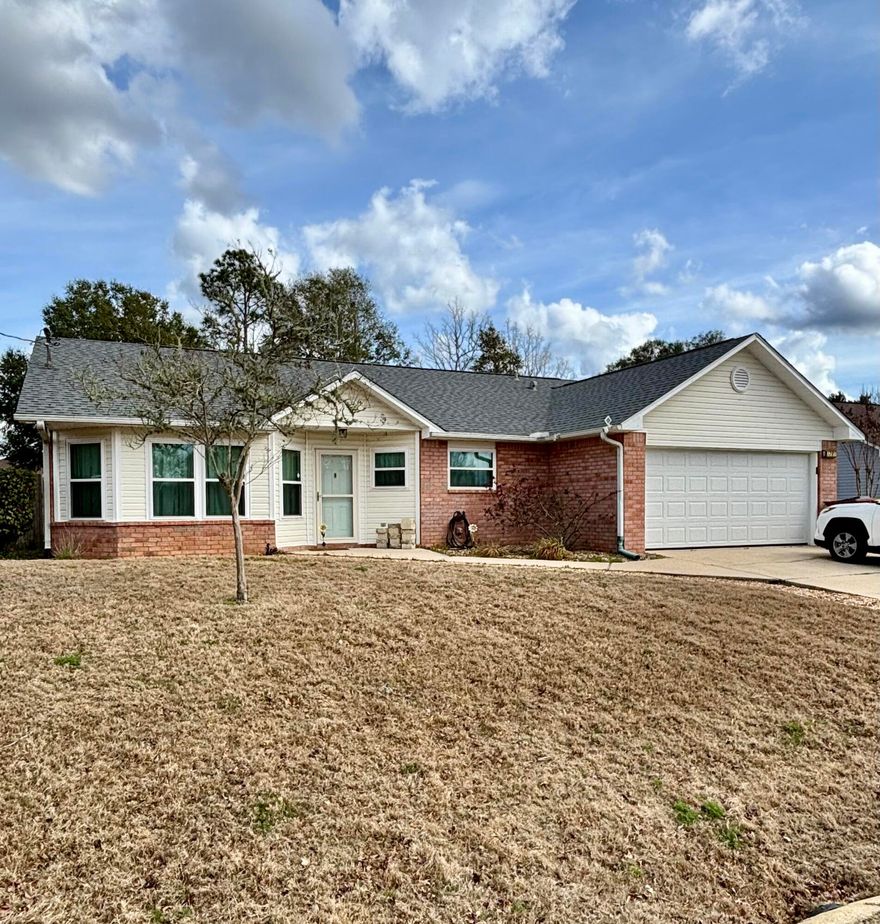 South of I10, this home features approximately 1,662 square feet of living space with three bedrooms and two bathrooms. The property includes several recent upgrades, such as new hurricane rated windows and doors including the garage system and door, new sod and sprinkler system in the front, and a new fence.  The split floorplan for the bedrooms provide ample space for comfortable living, with the primary bedroom offering a private retreat. The two additional bedrooms can accommodate a variety of needs, whether as guest rooms, home offices, or multi-purpose spaces. The updated features throughout the home, including the new windows, doors, and garage system, enhance the property's energy efficiency and overall appeal. The new sod and sprinkler system in the front of the home creates an inviting and well-maintained exterior, while the new fence adds a sense of privacy and security to the property. These thoughtful improvements contribute to the home's curb appeal and make it an attractive option for potential buyers.
*Washer/Dryer convey
All information is believed accurate but buyer should verify.