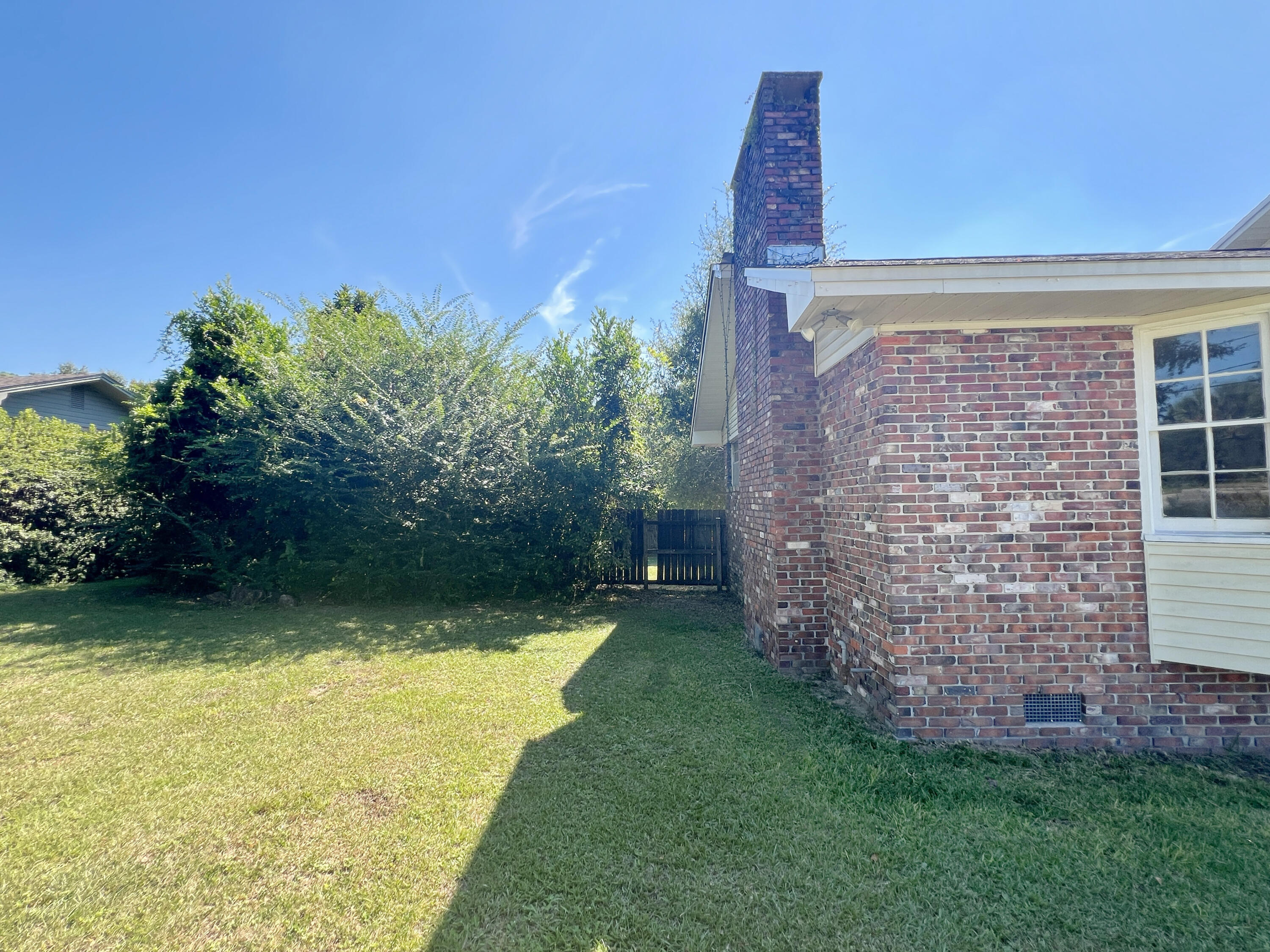 OAKFIELD ACRES - Residential