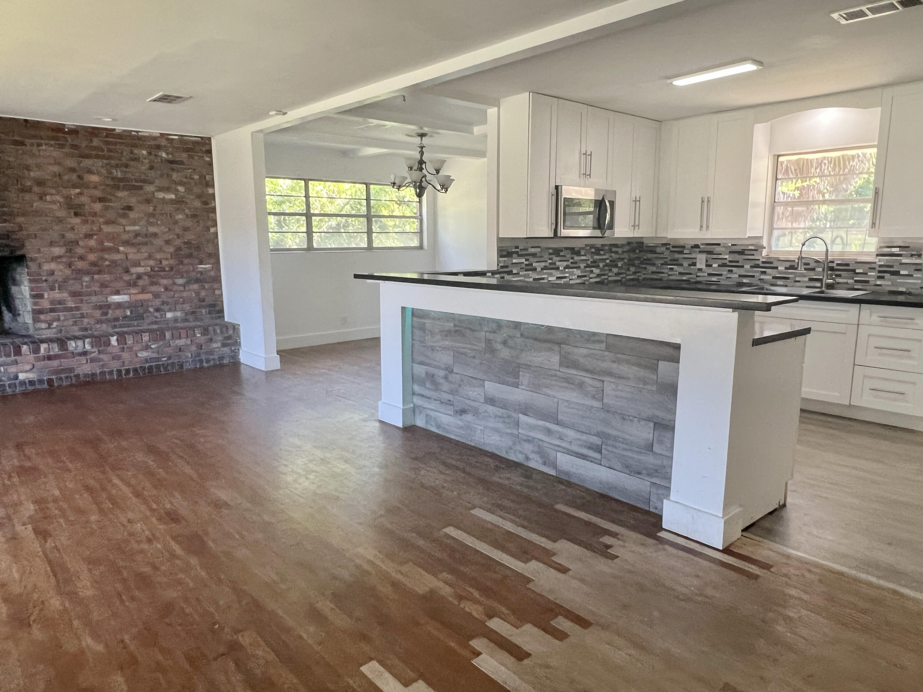OAKFIELD ACRES - Residential