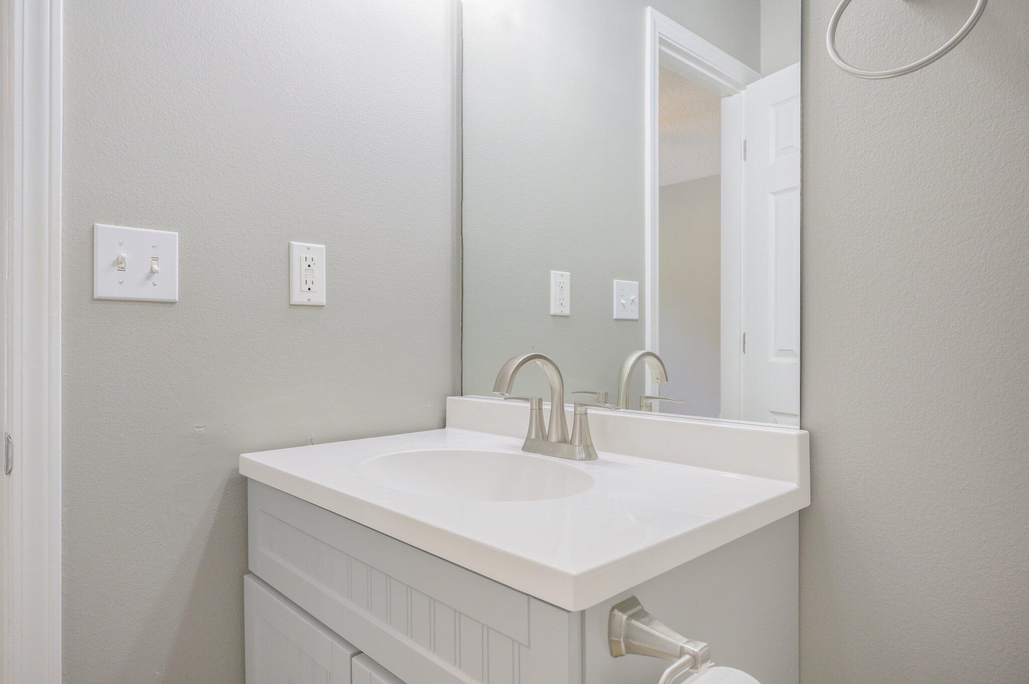 ADAMS POWELL - Residential