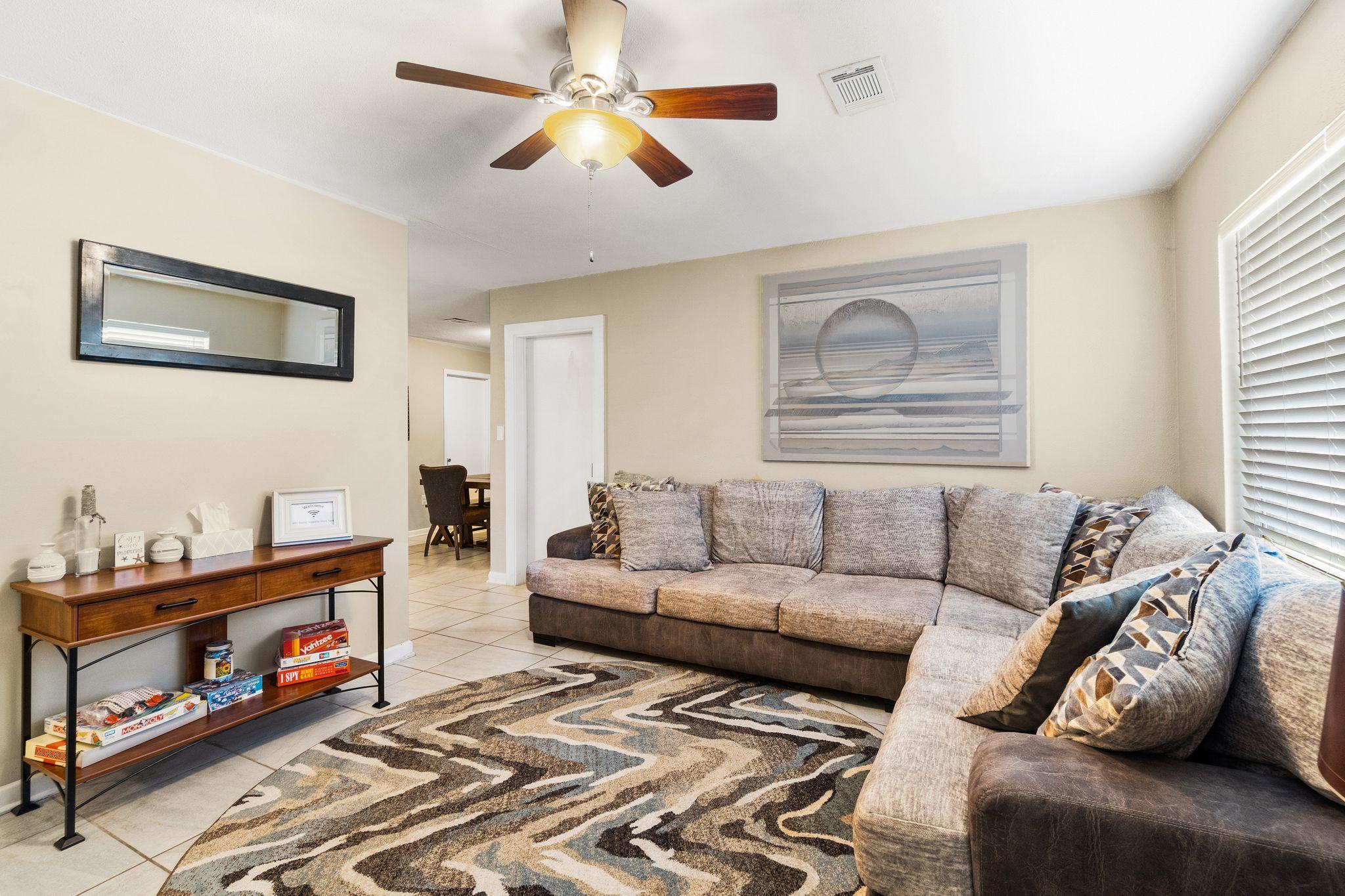 PINECREST HILLS - Residential