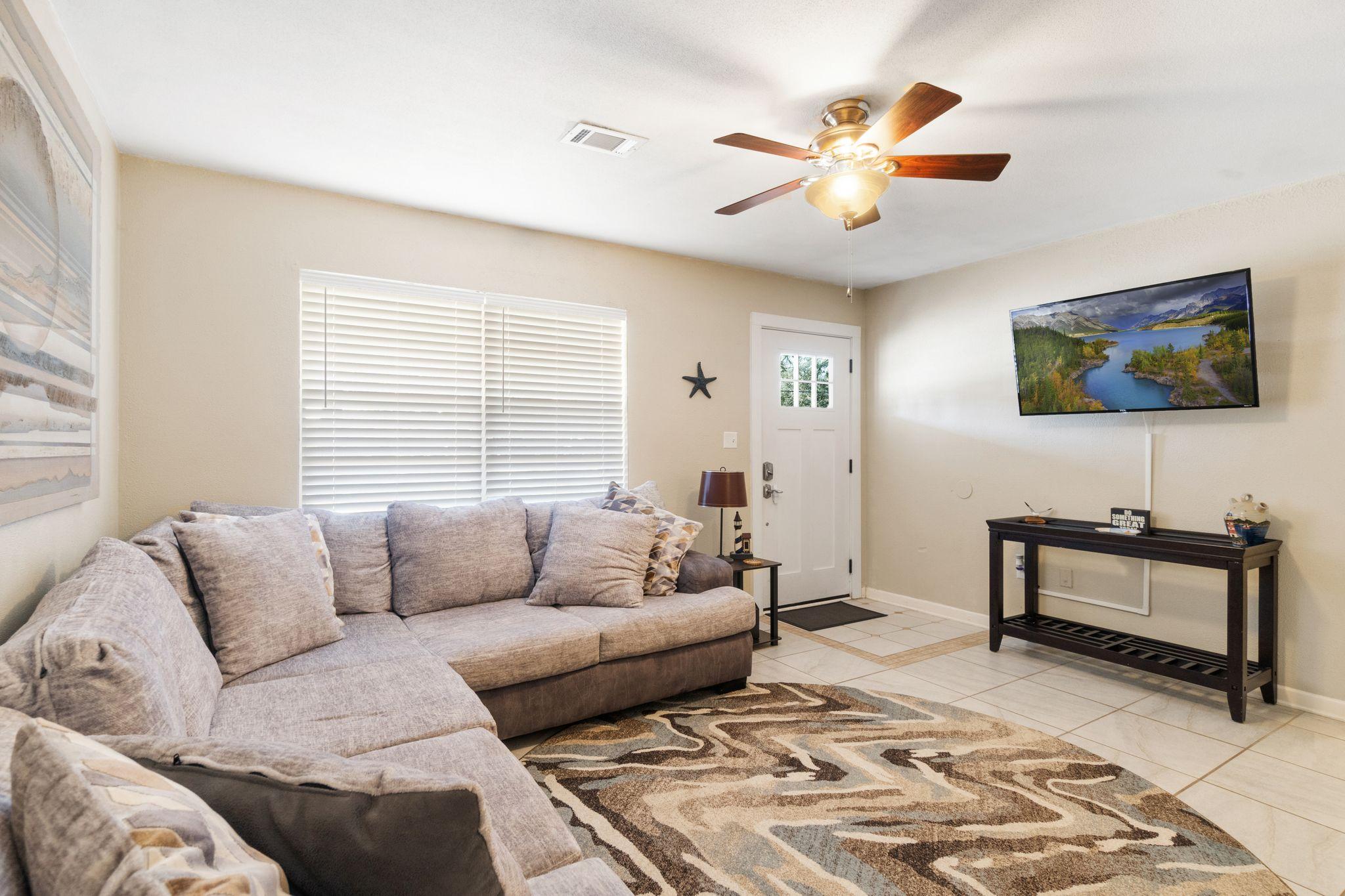 PINECREST HILLS - Residential