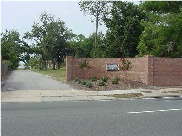 PIRATES LANDING - Land