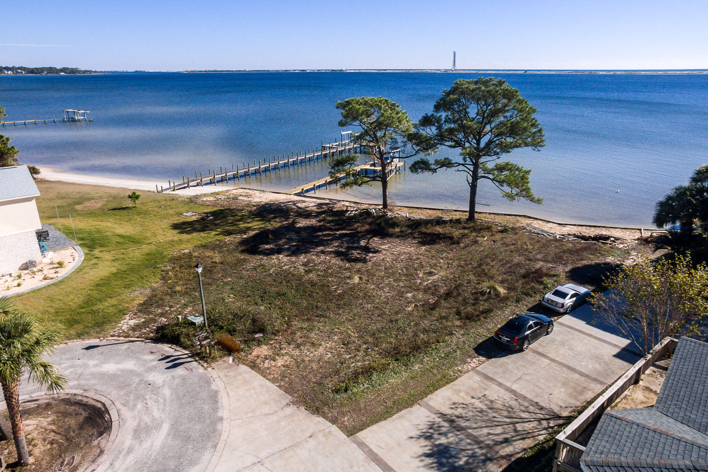 WATERLOO ESTATES - Land