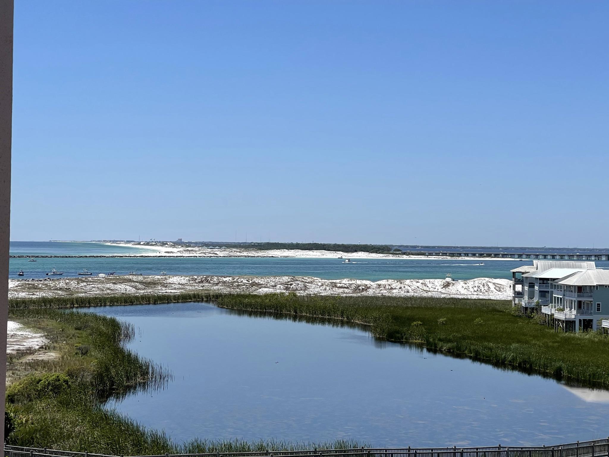 Jetty East Condominium - Residential