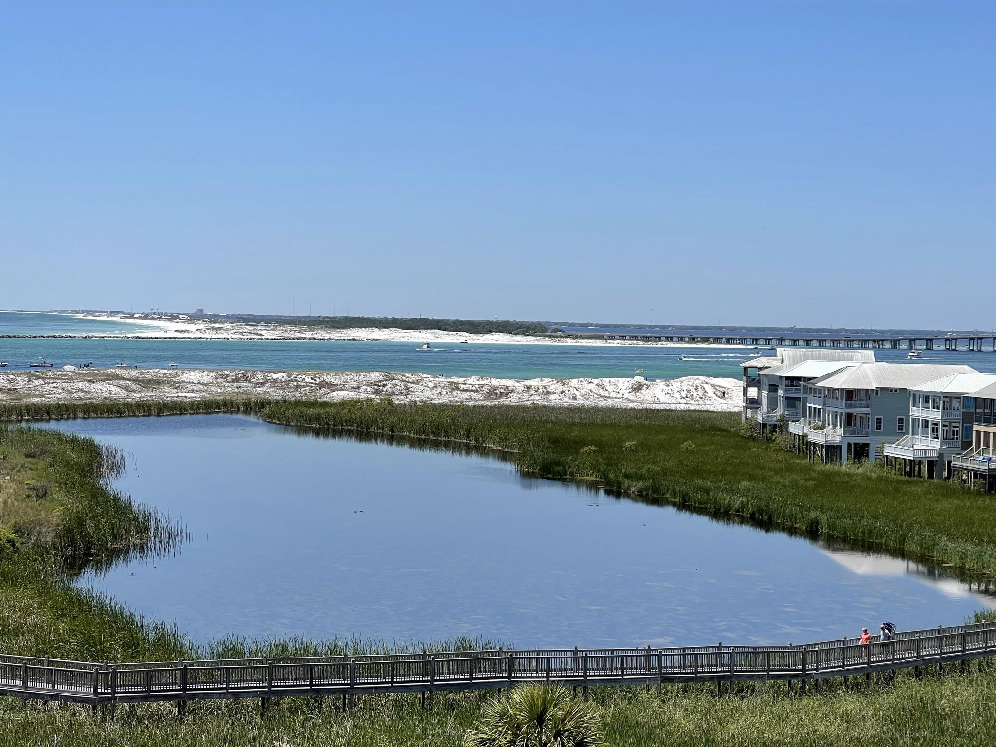 Jetty East Condominium - Residential