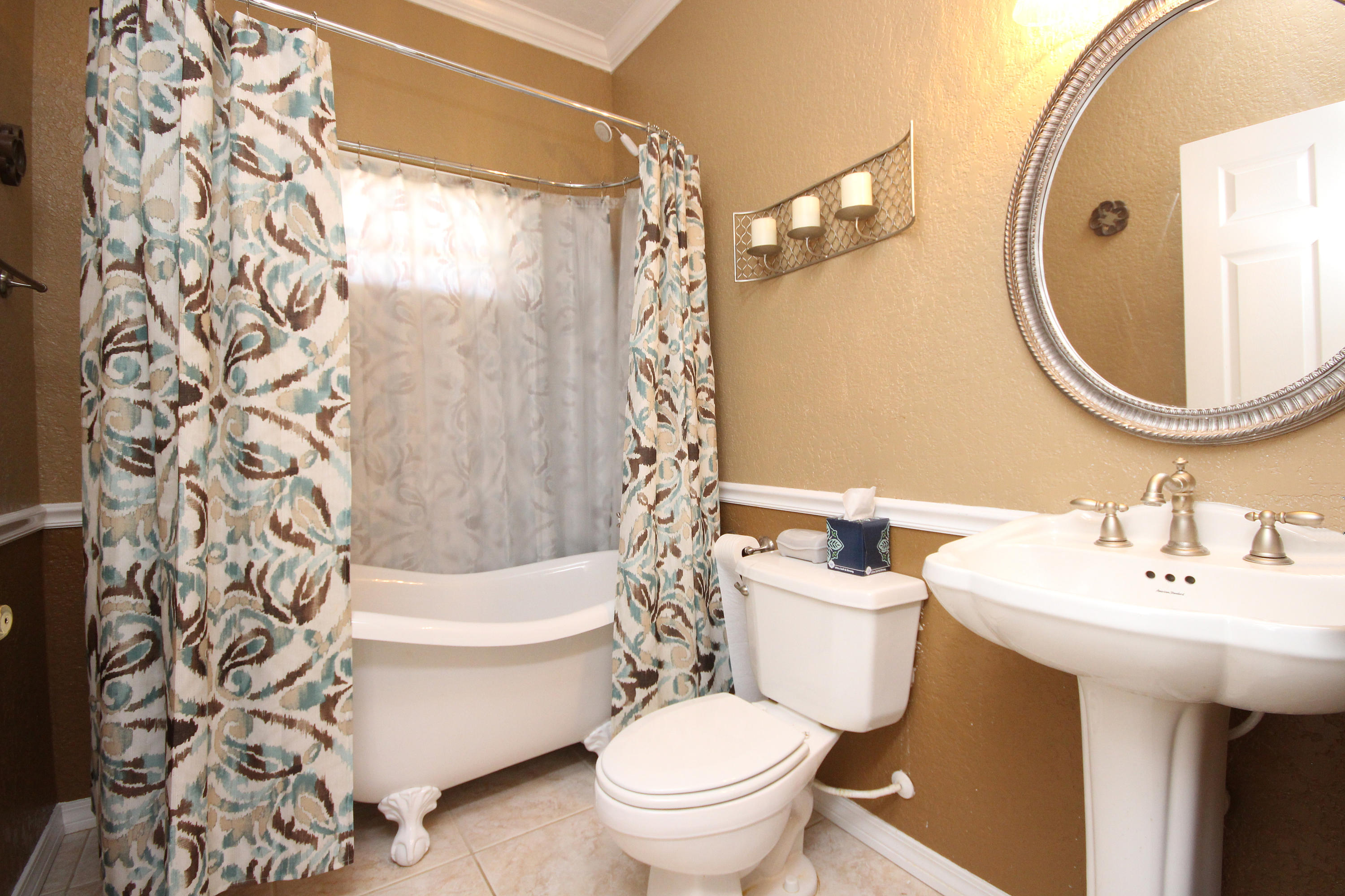 BAYOU BREEZE - Residential