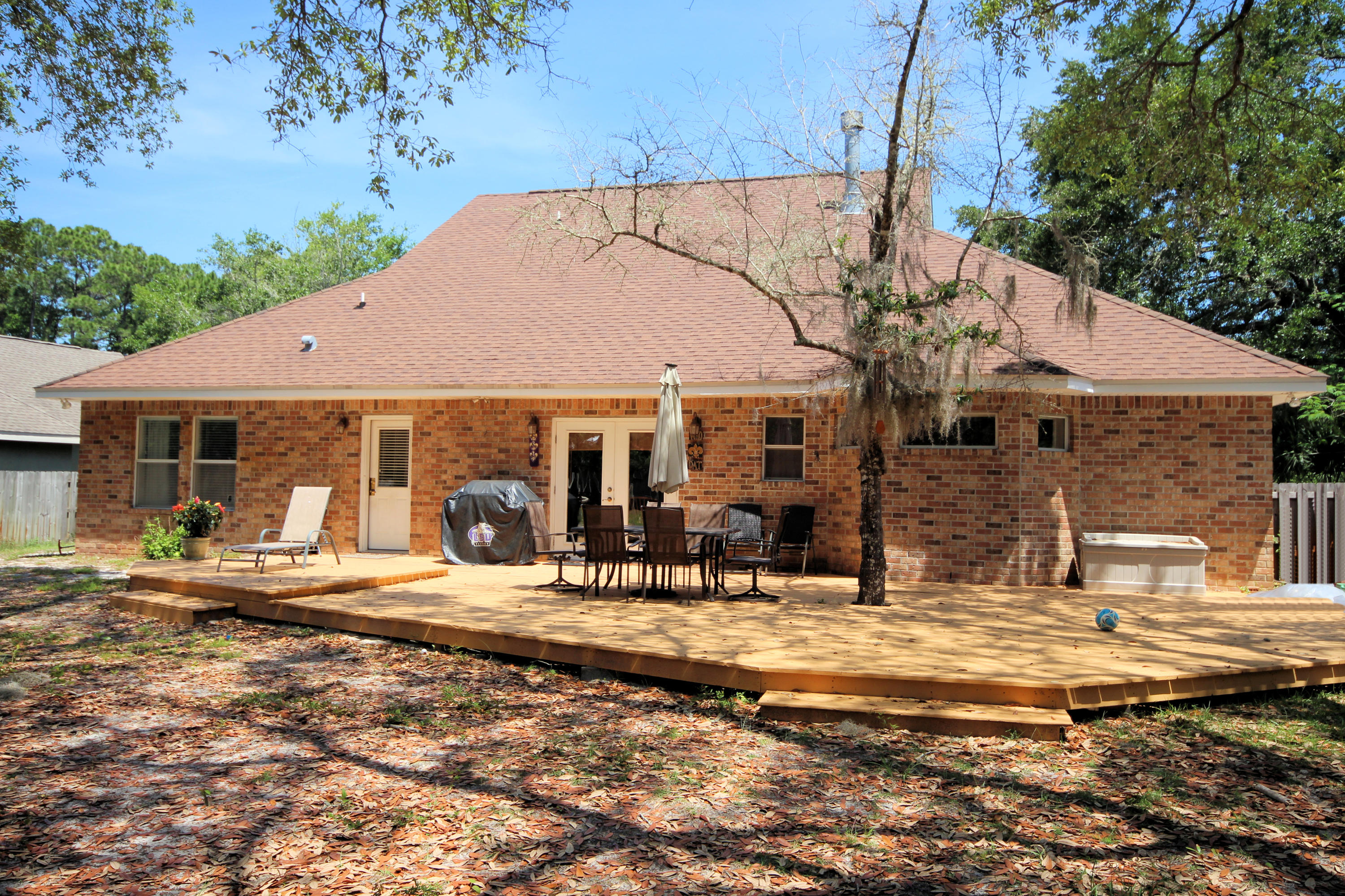 BAYOU BREEZE - Residential