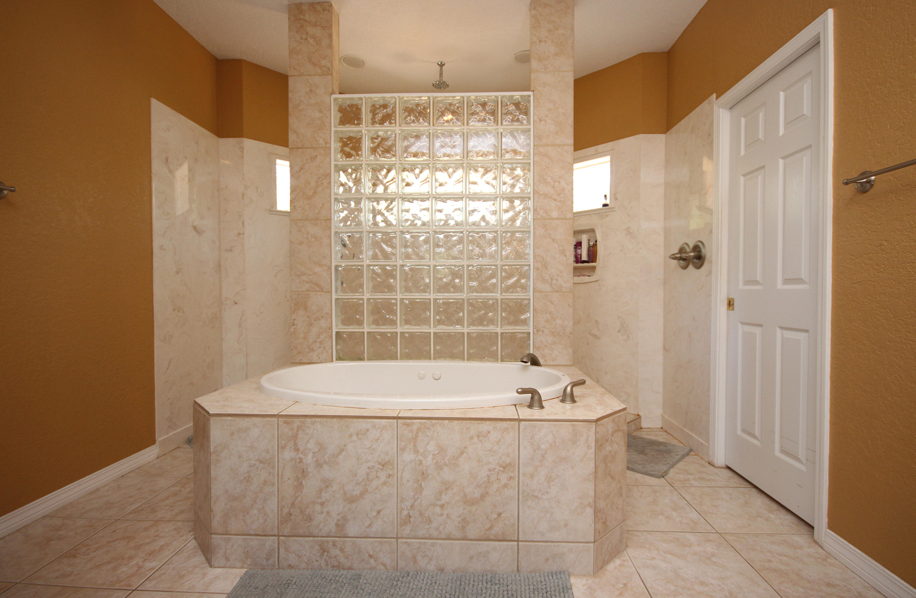 BAYOU BREEZE - Residential