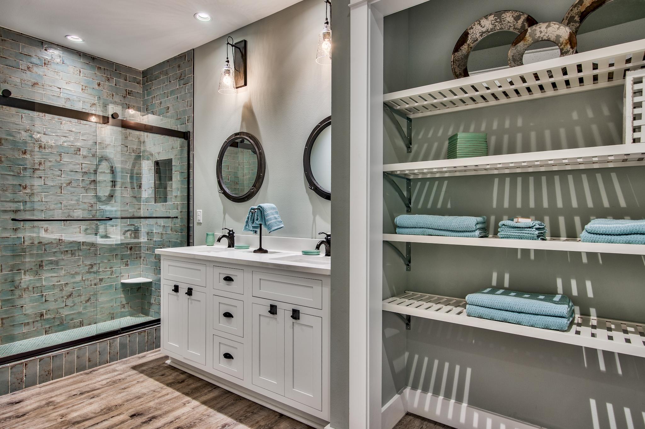 Sound Side Lofts - Residential