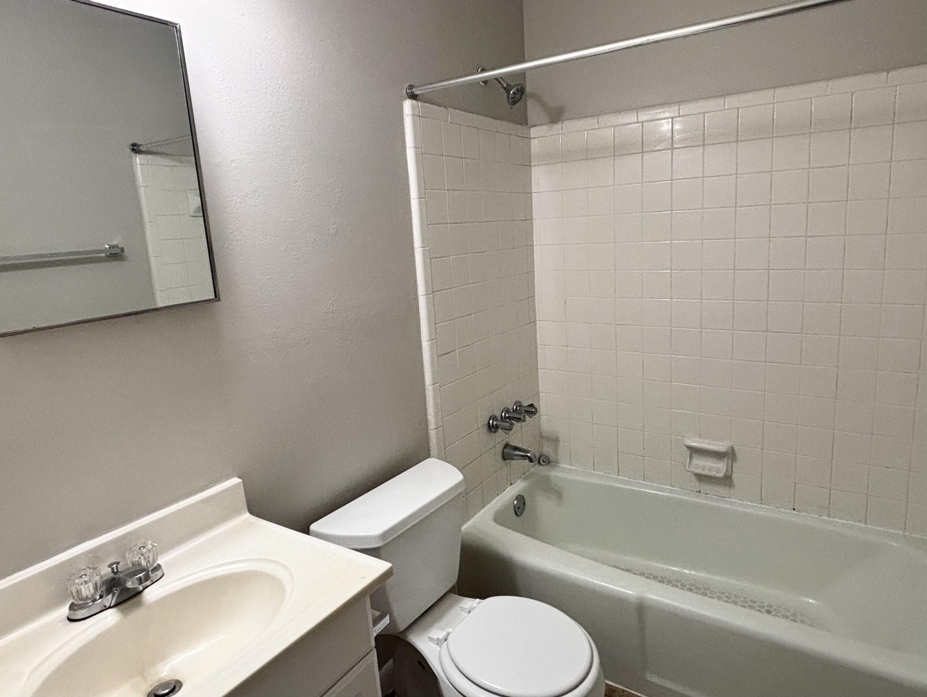 SUNSET STRIP - Residential Lease