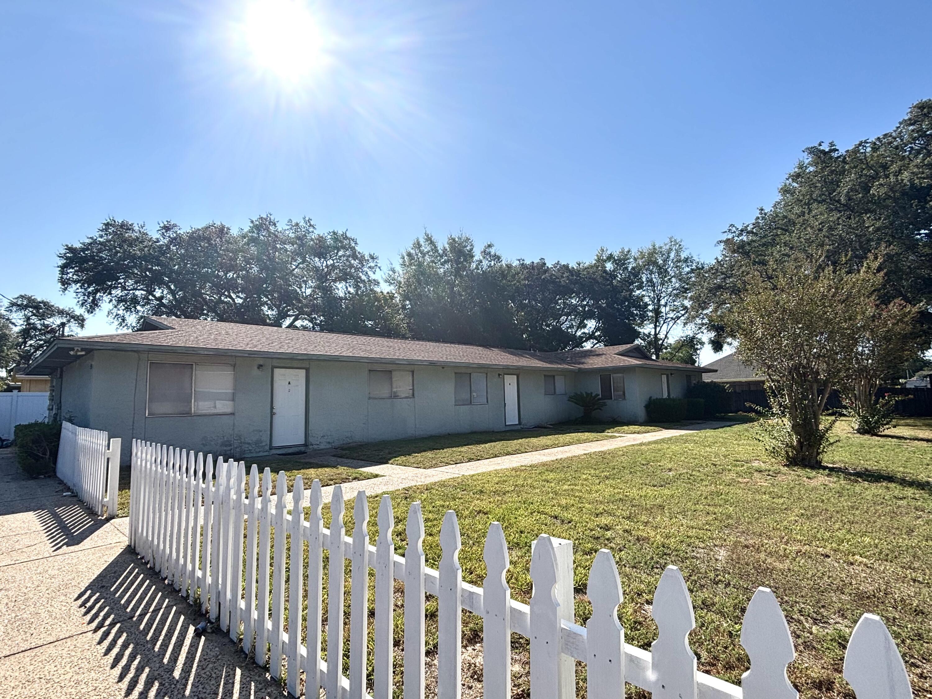 SUNSET STRIP - Residential Lease