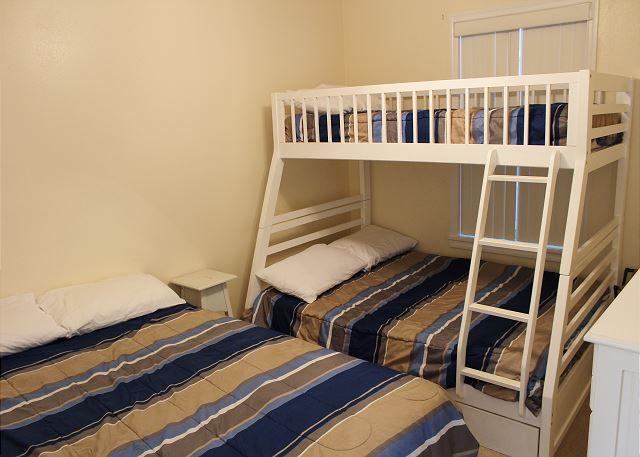 BEACHSIDE VILLAS CONDO - Residential