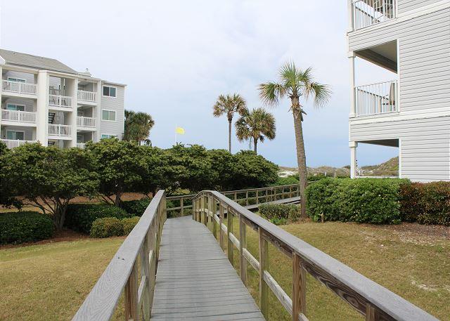 BEACHSIDE VILLAS CONDO - Residential