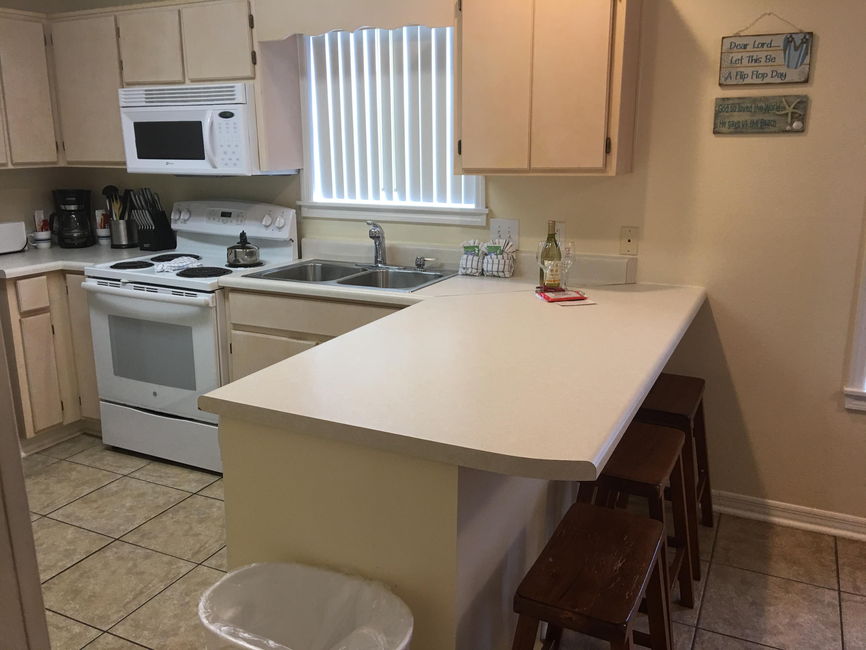 BEACHSIDE VILLAS CONDO - Residential