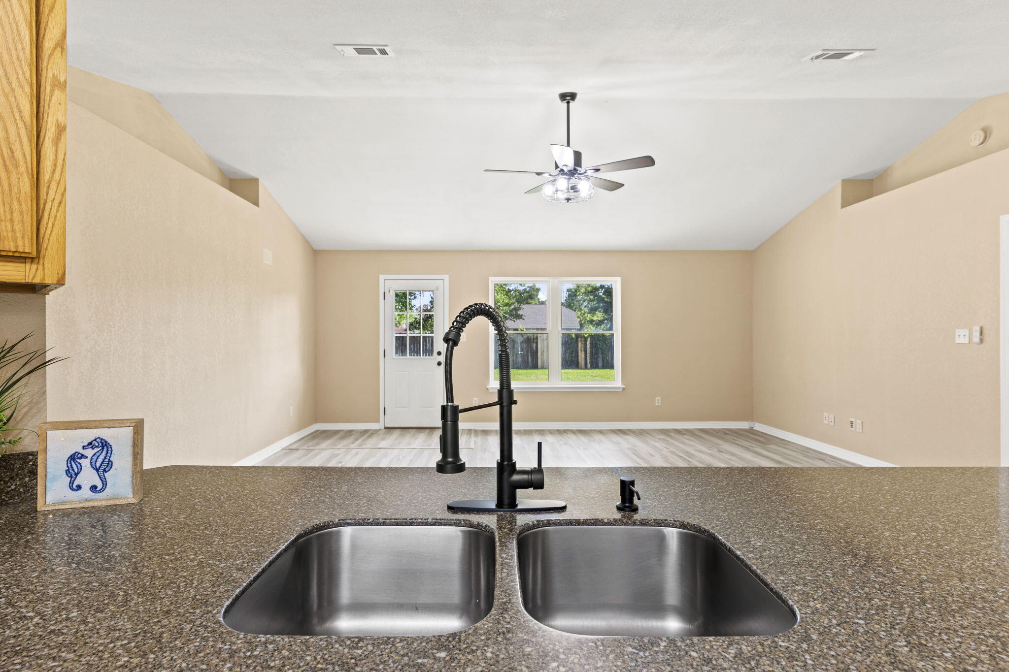 LIVE OAK - Residential