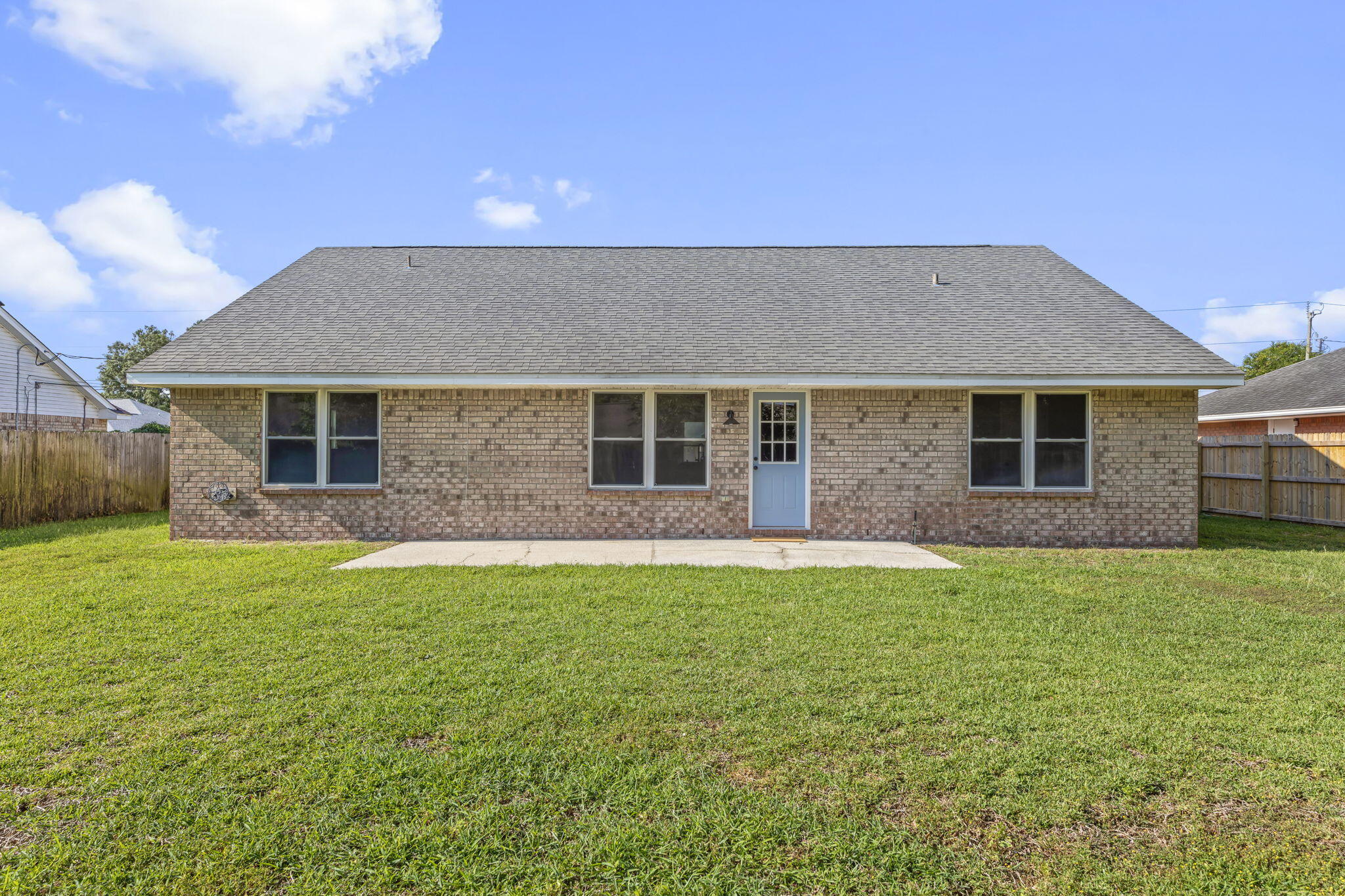 LIVE OAK - Residential