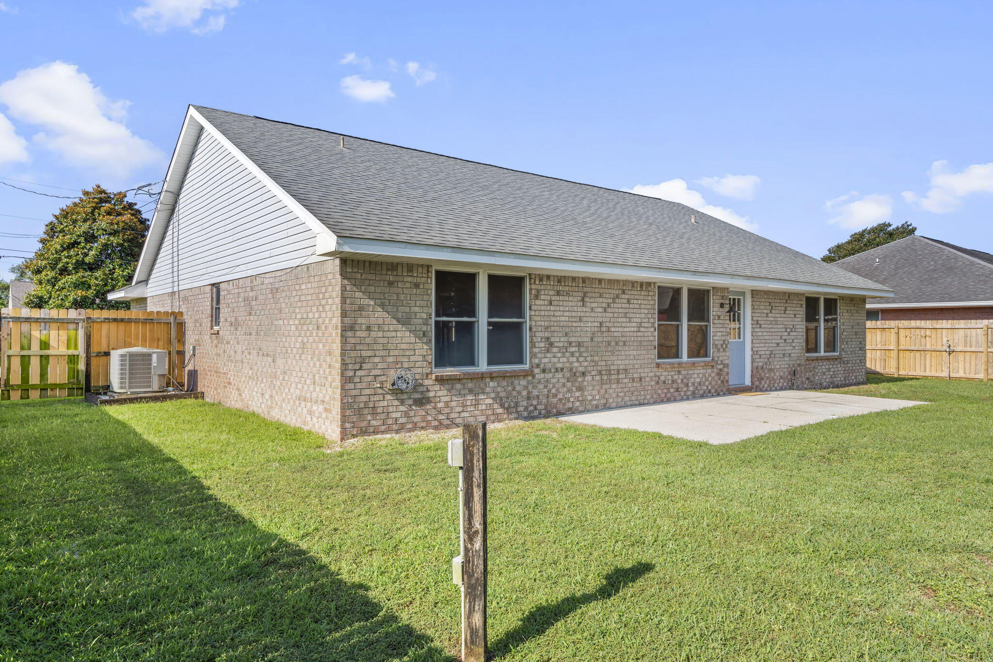 LIVE OAK - Residential