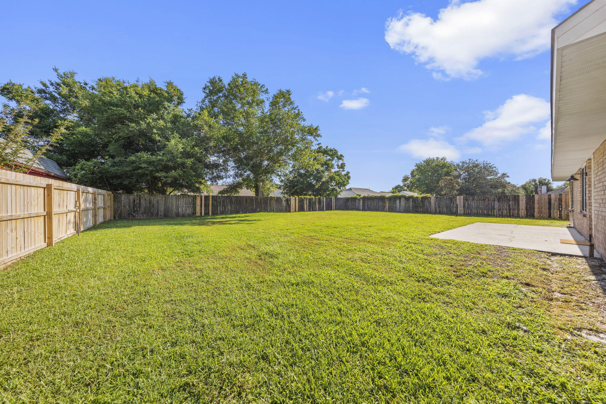 LIVE OAK - Residential