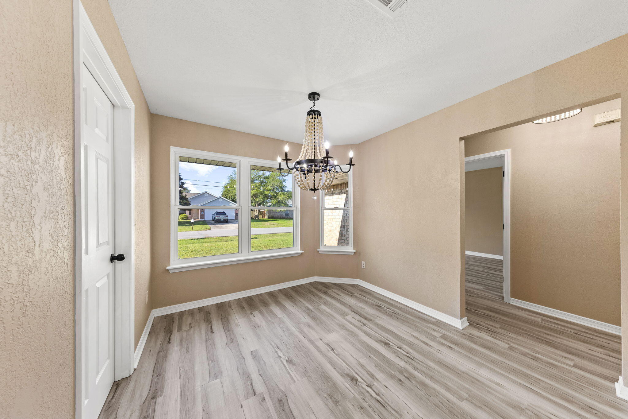 LIVE OAK - Residential