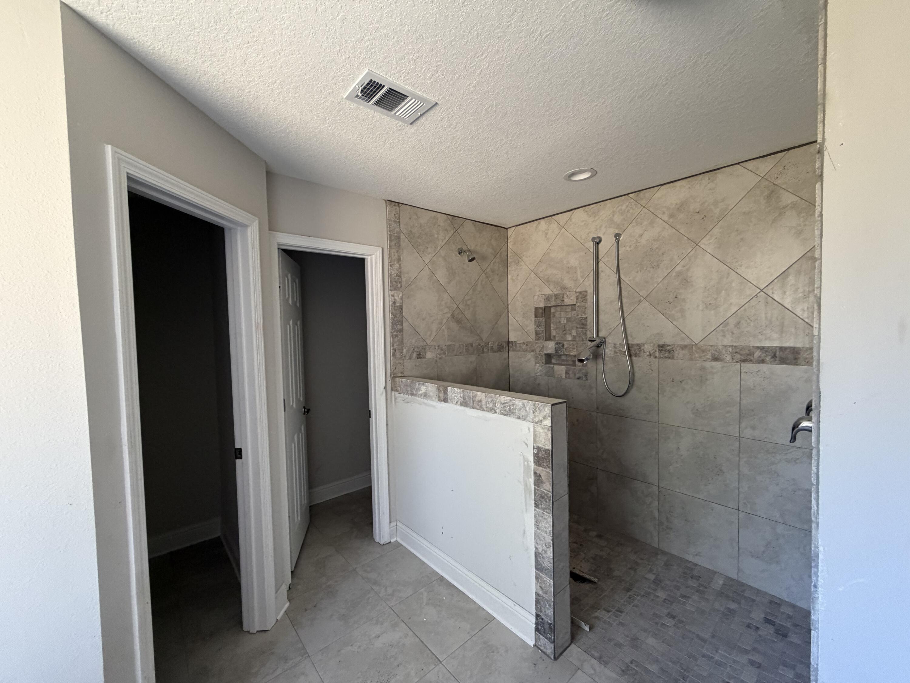 HIDDEN PINES ESTATES - Residential