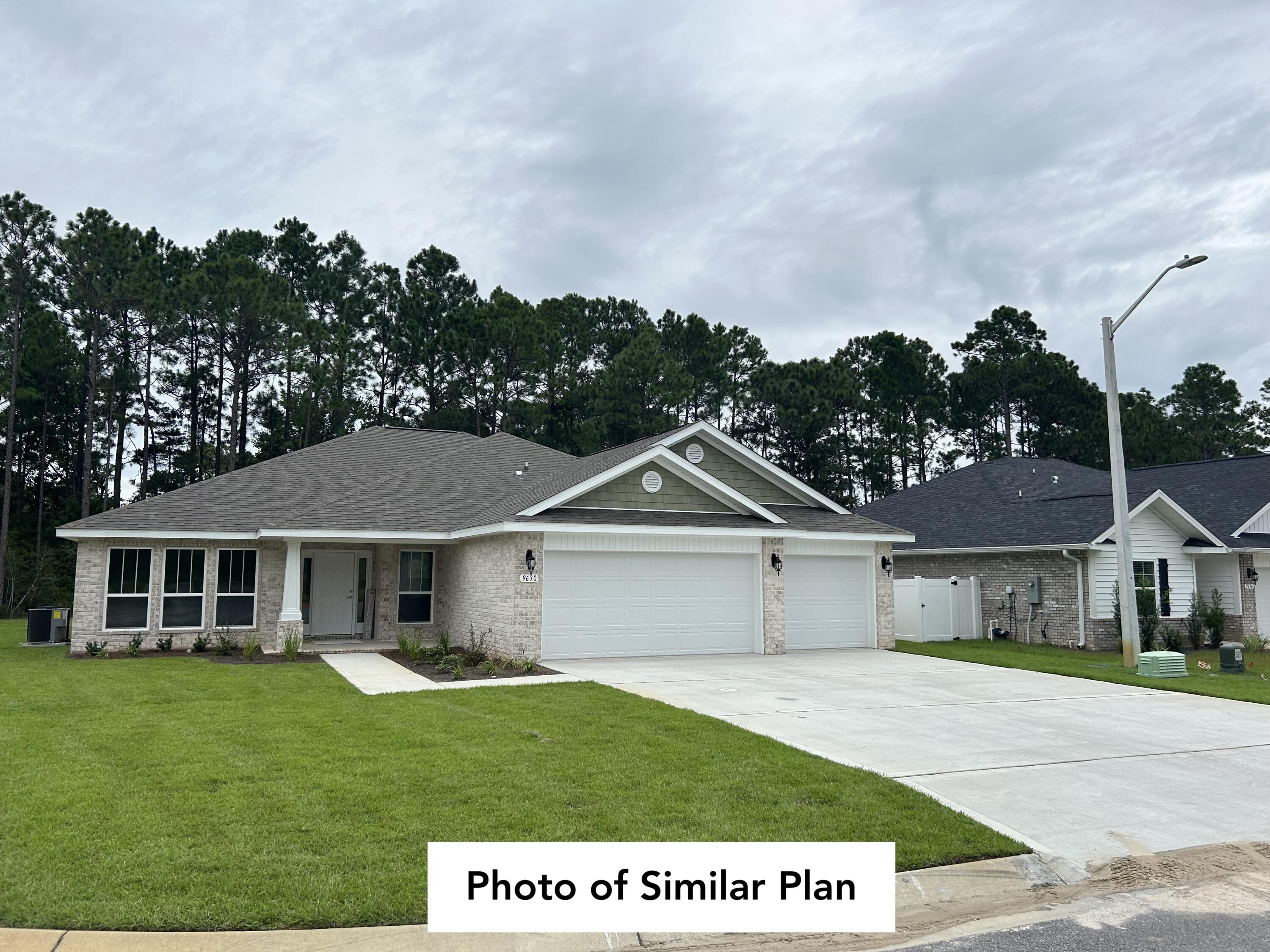 HIDDEN PINES ESTATES - Residential