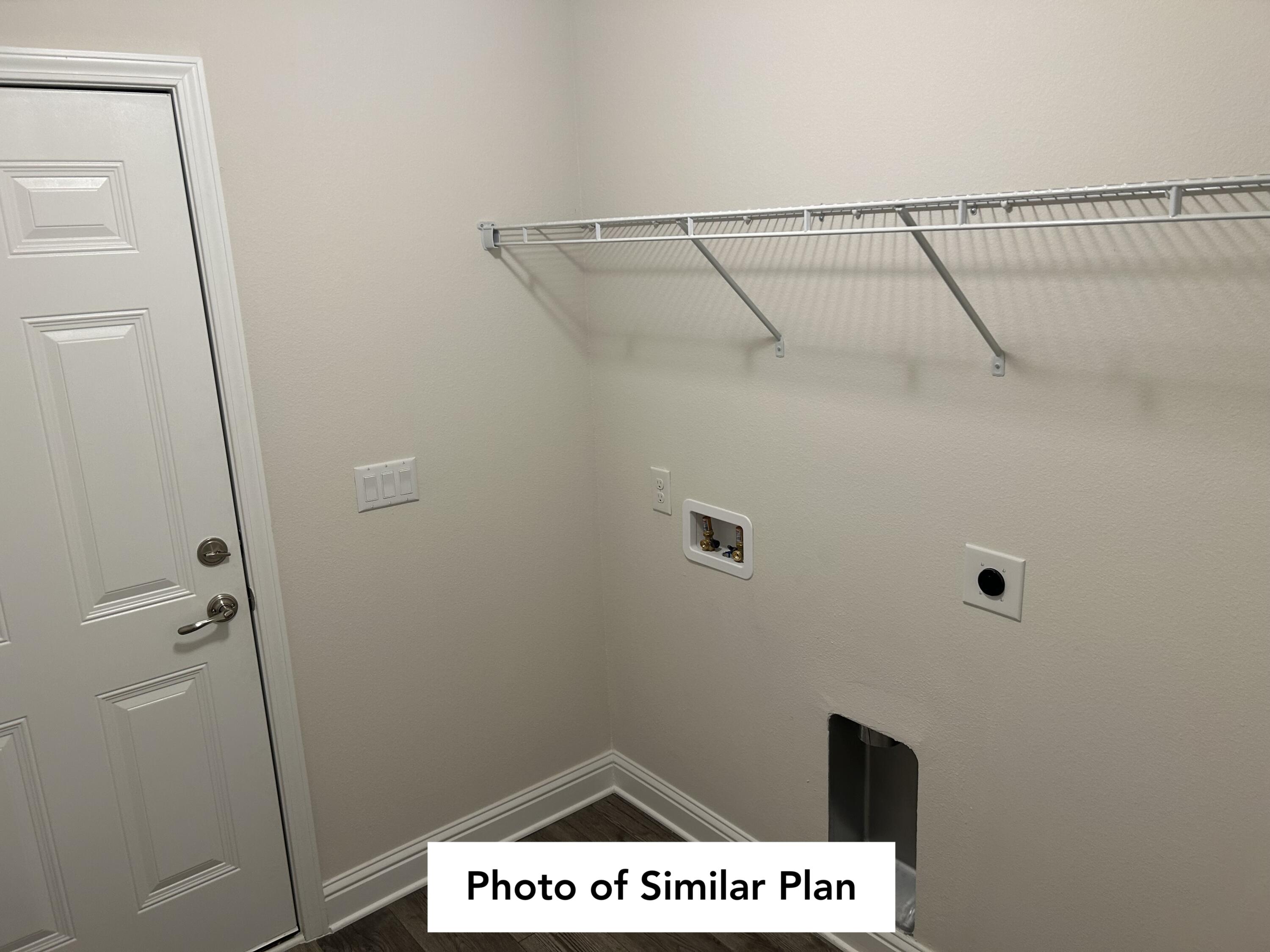 HIDDEN PINES ESTATES - Residential