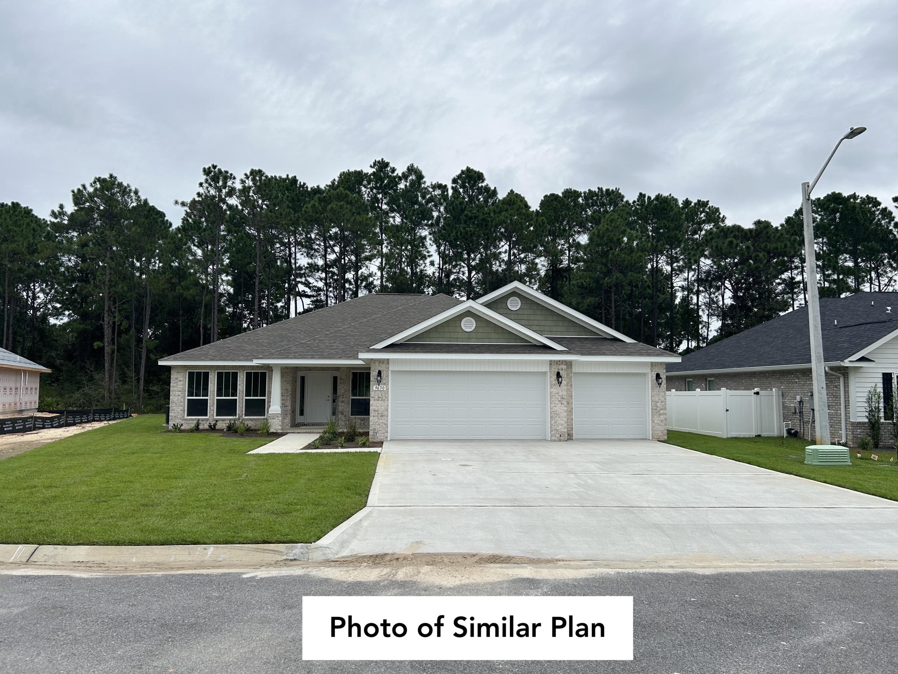 HIDDEN PINES ESTATES - Residential
