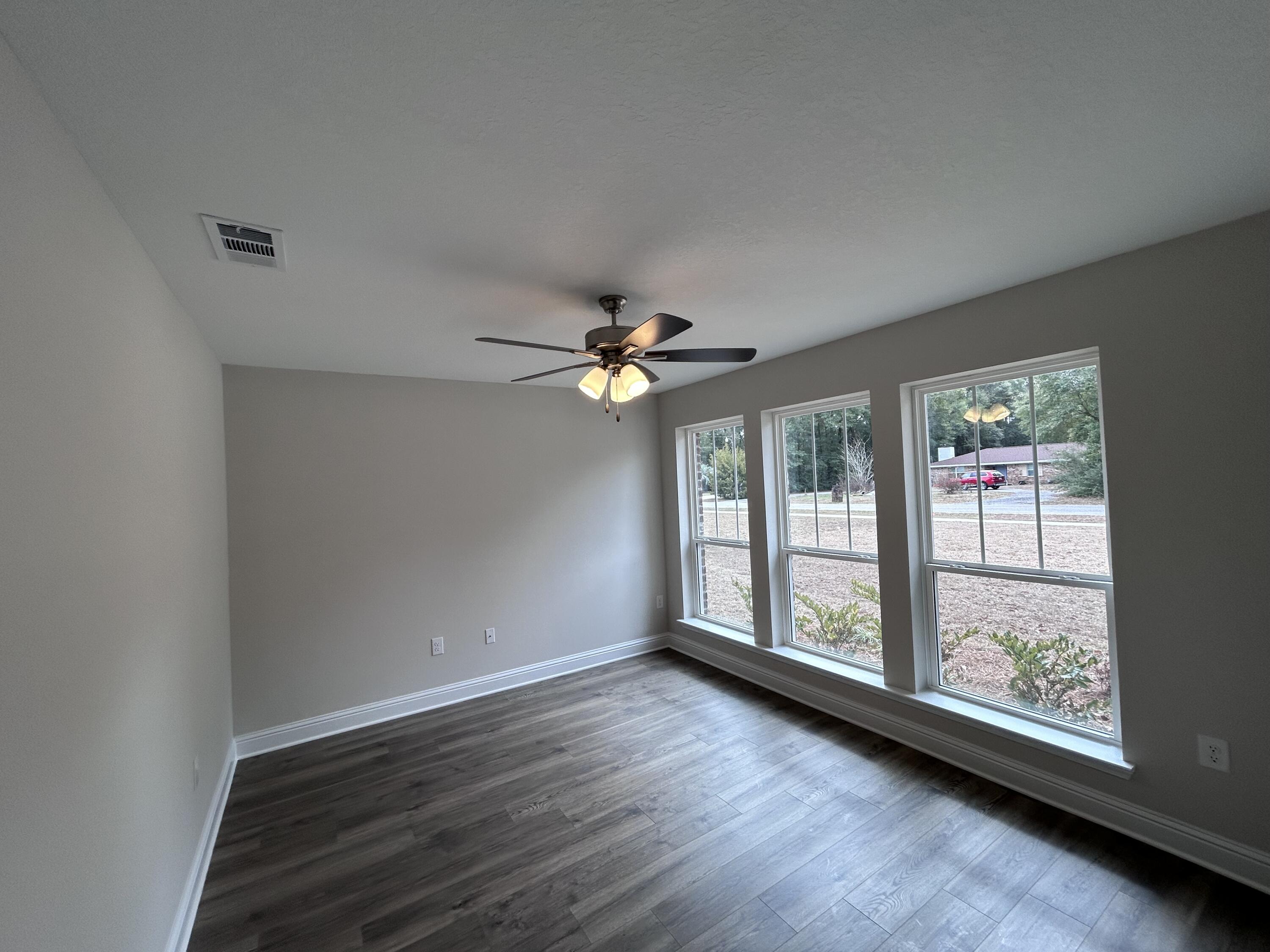 HIDDEN PINES ESTATES - Residential