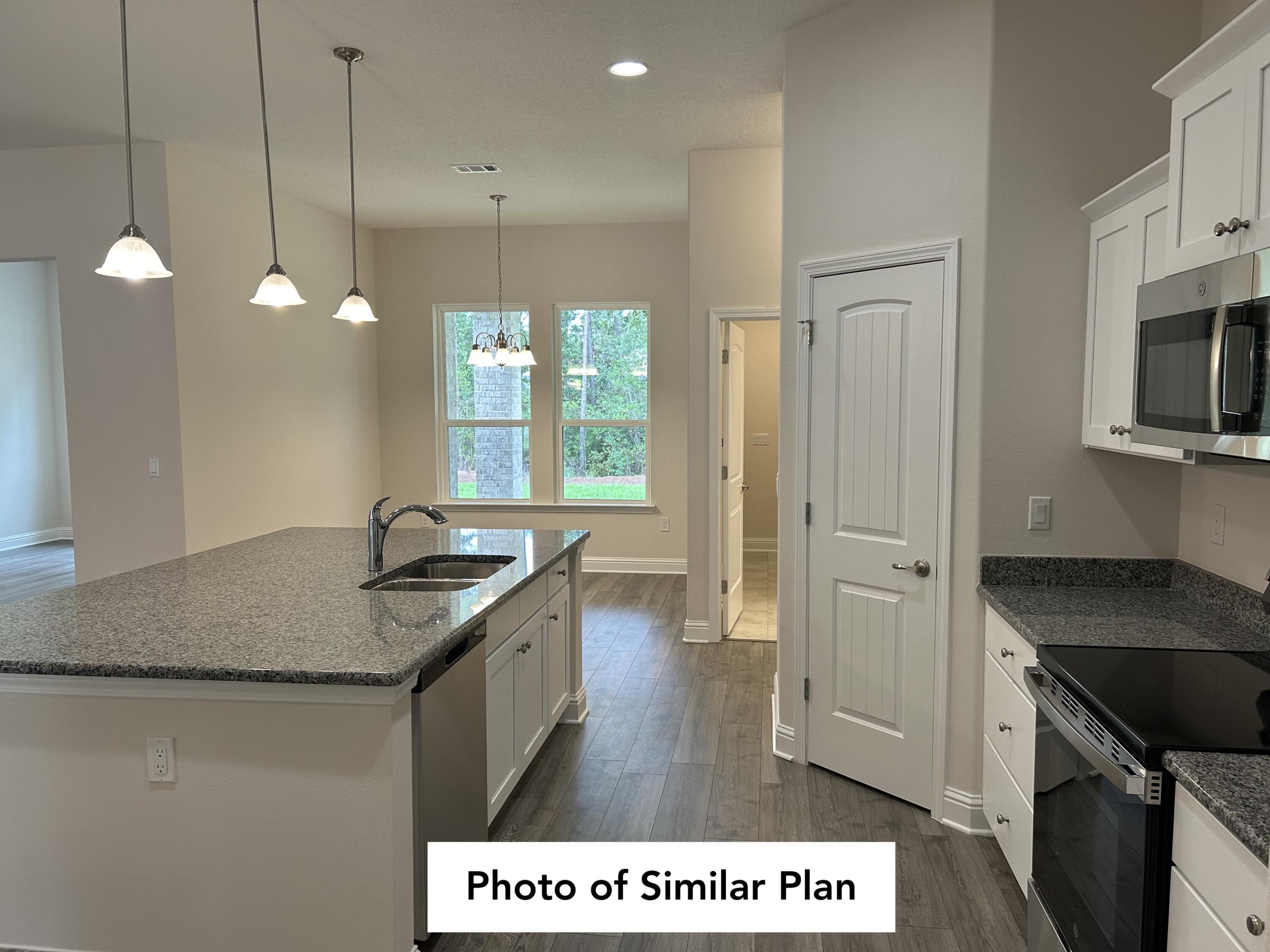 HIDDEN PINES ESTATES - Residential