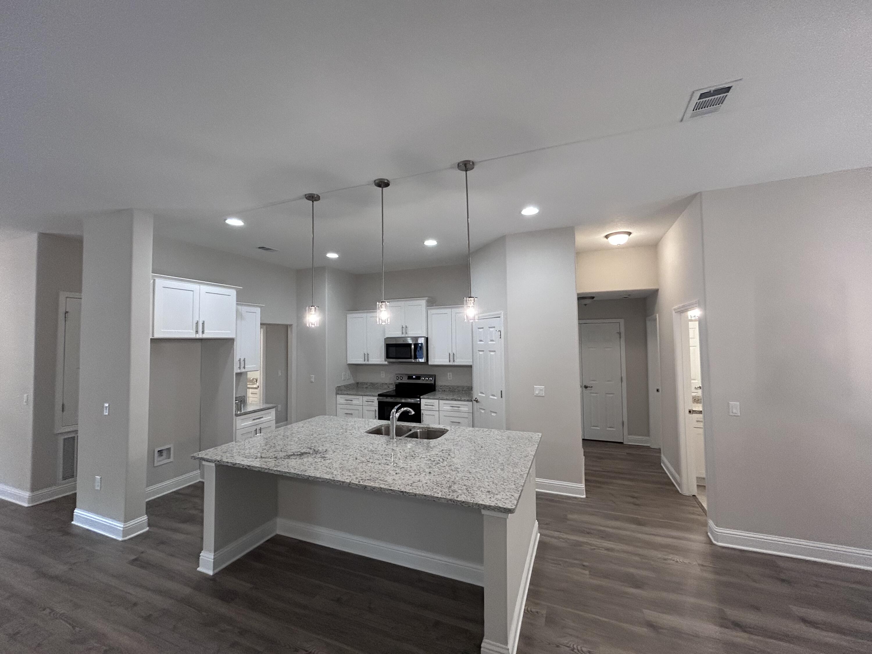 HIDDEN PINES ESTATES - Residential