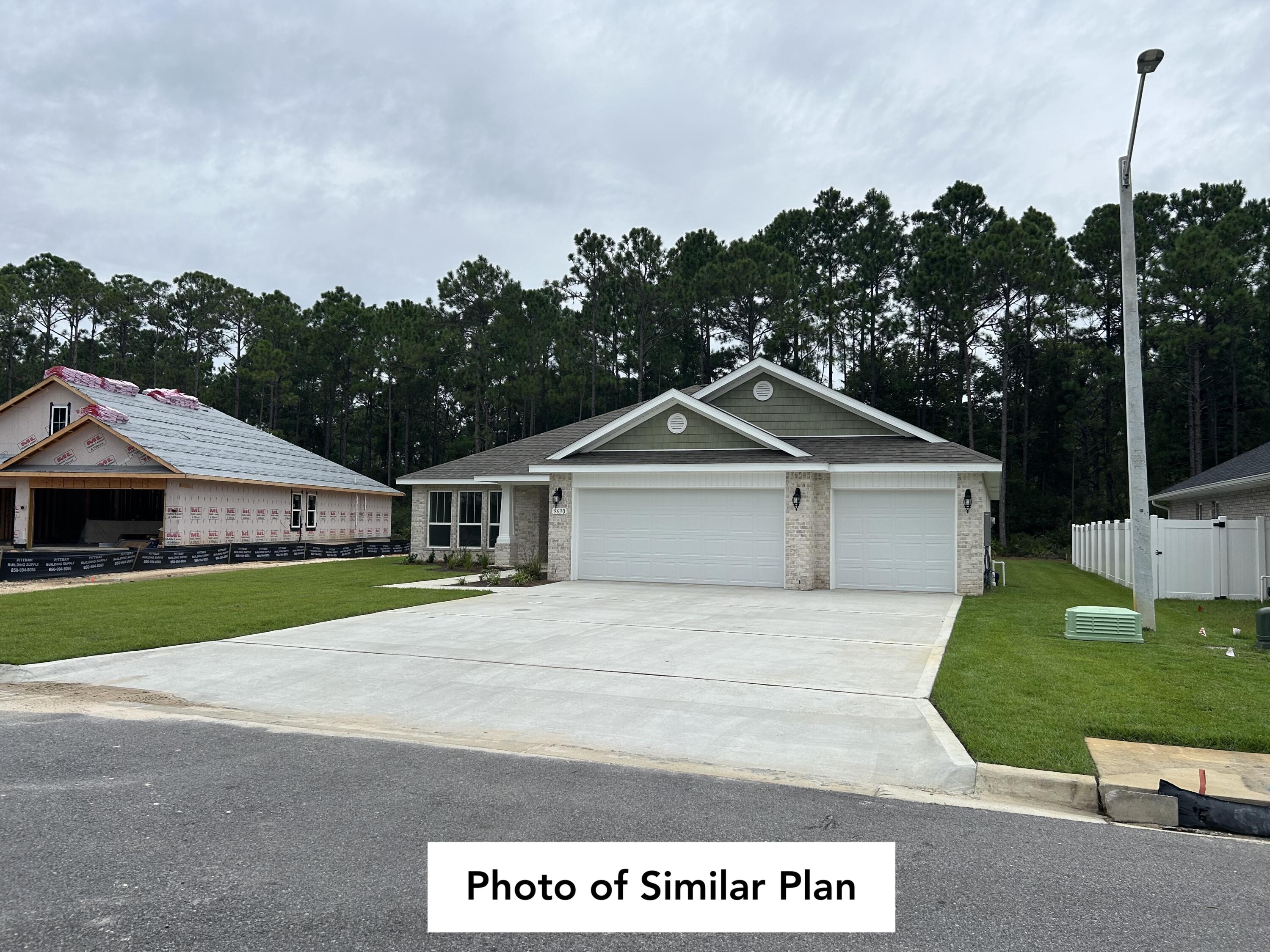 HIDDEN PINES ESTATES - Residential