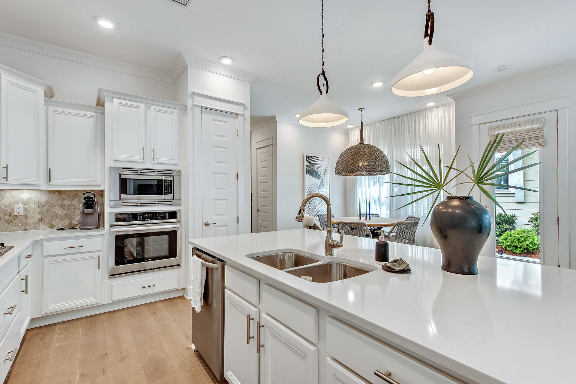 PROMINENCE - Residential