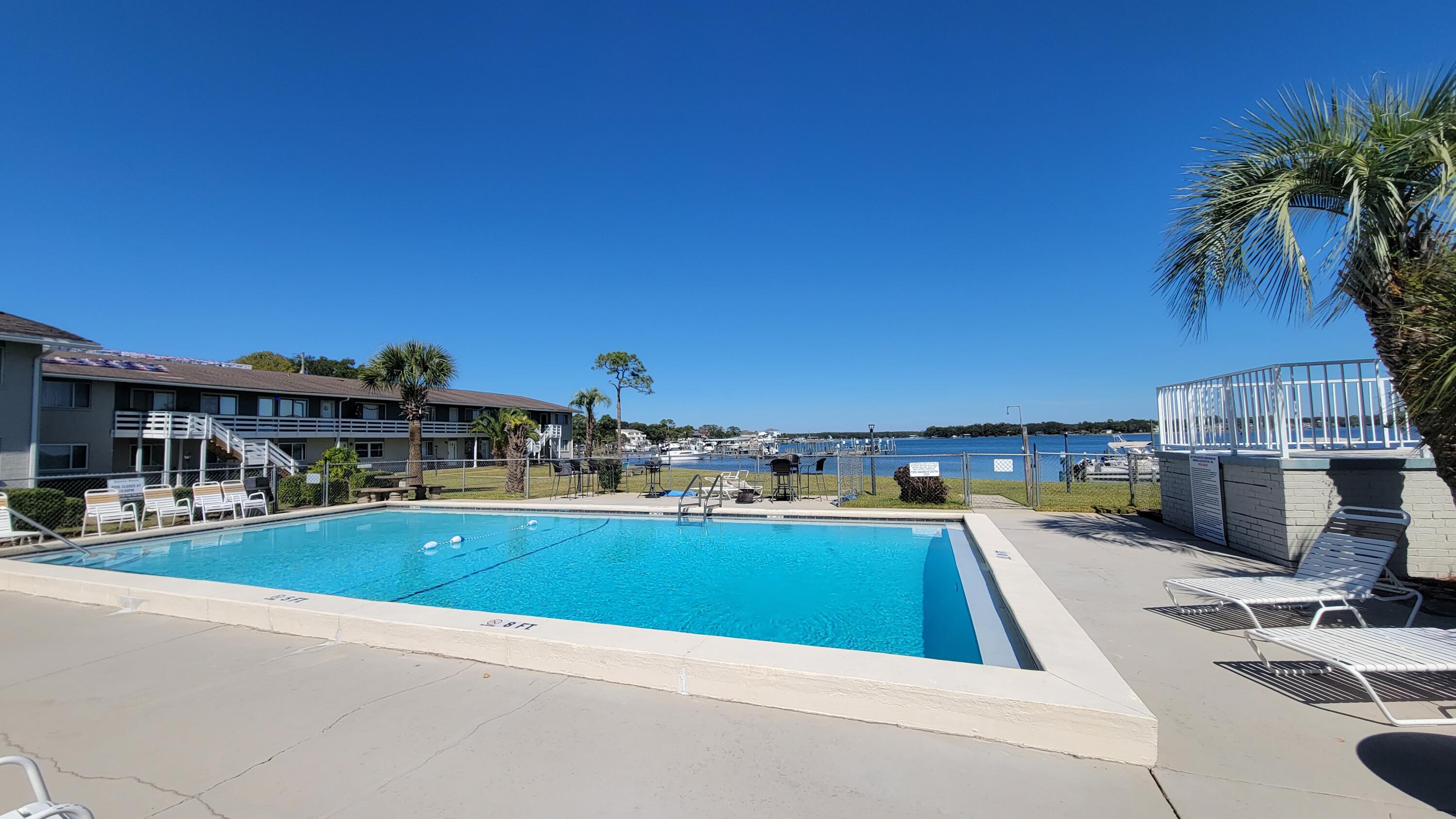 BAYVIEW WATERS CONDO - Residential Lease