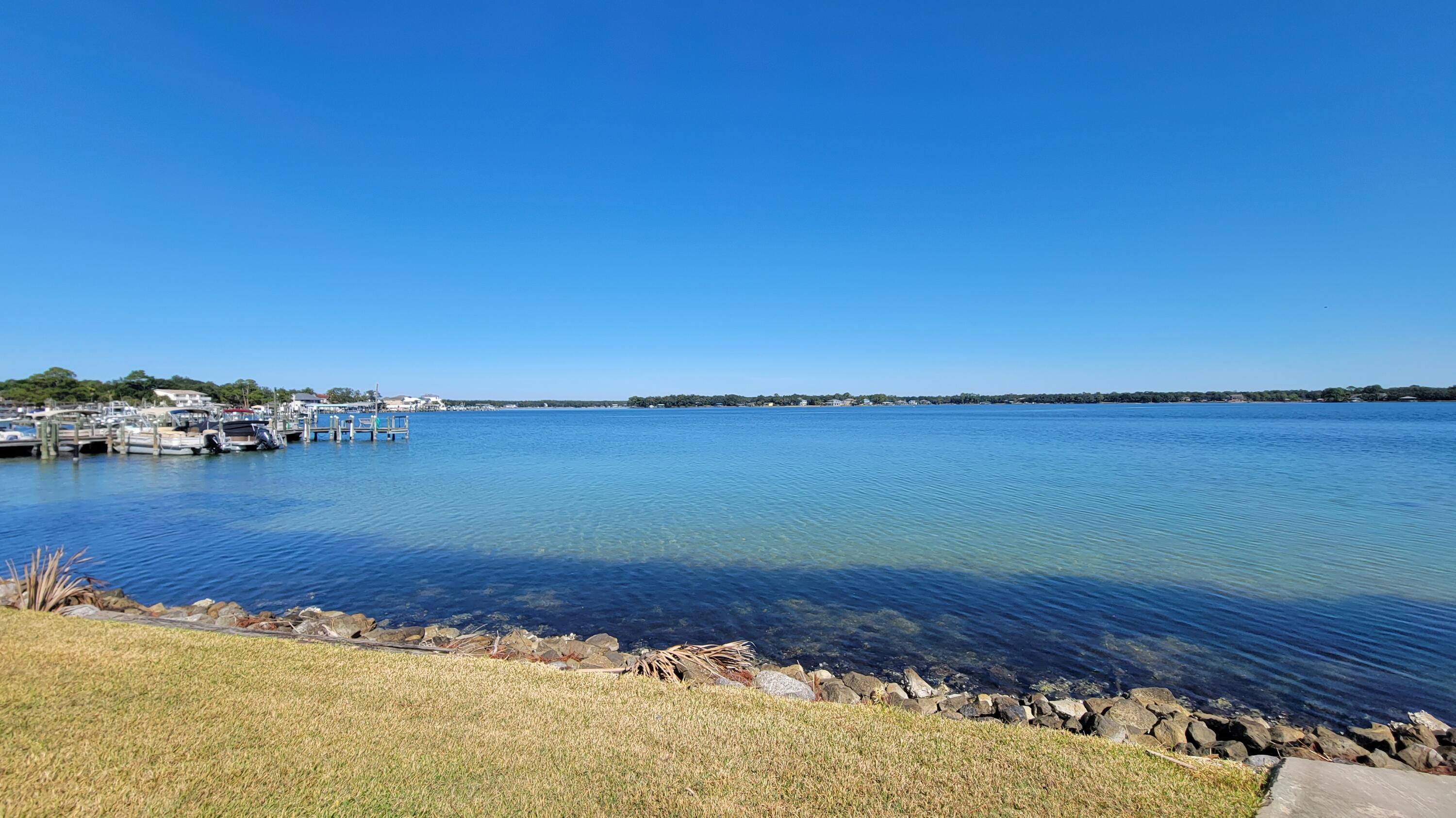 BAYVIEW WATERS CONDO - Residential Lease