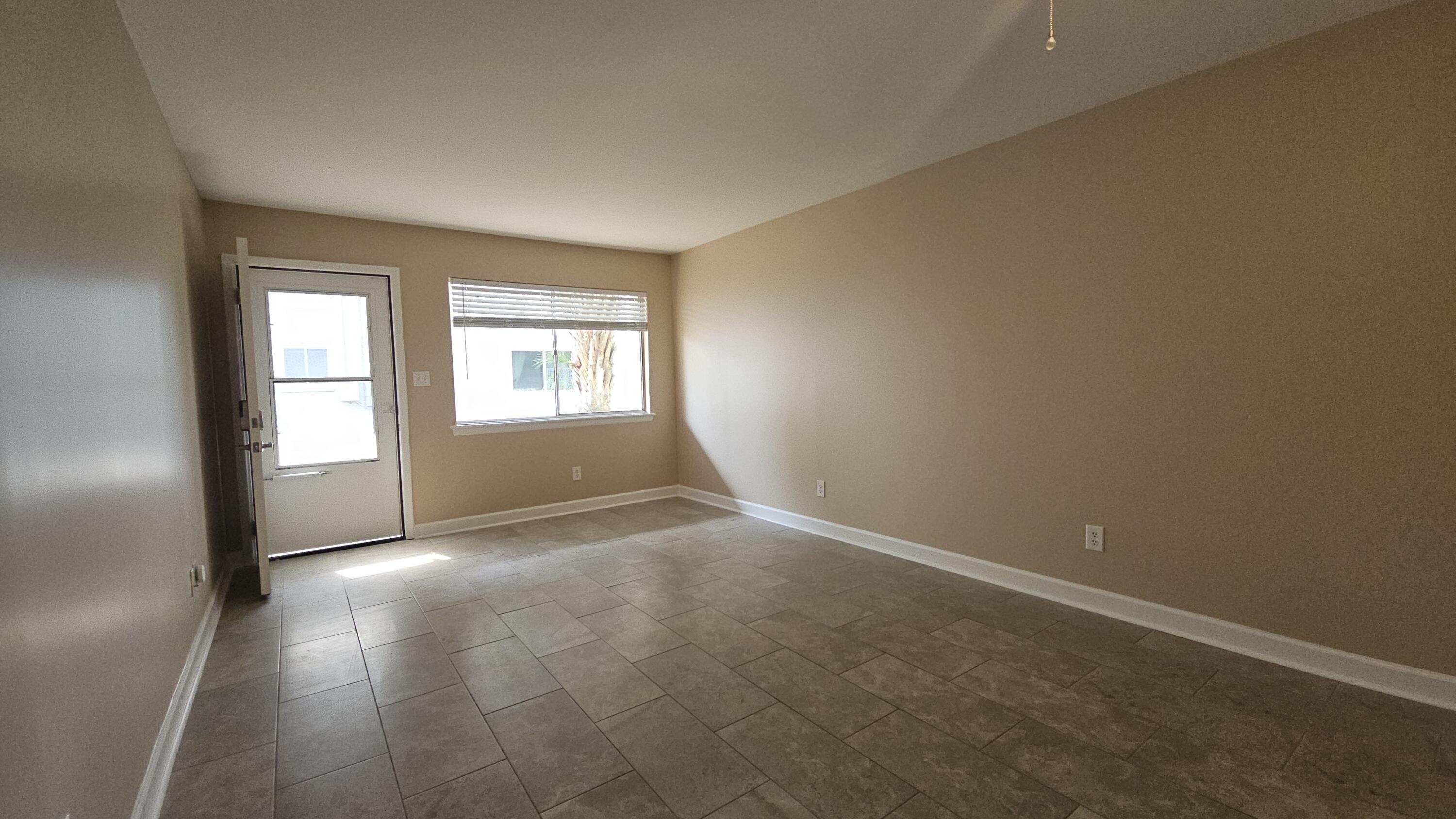 BAYVIEW WATERS CONDO - Residential Lease