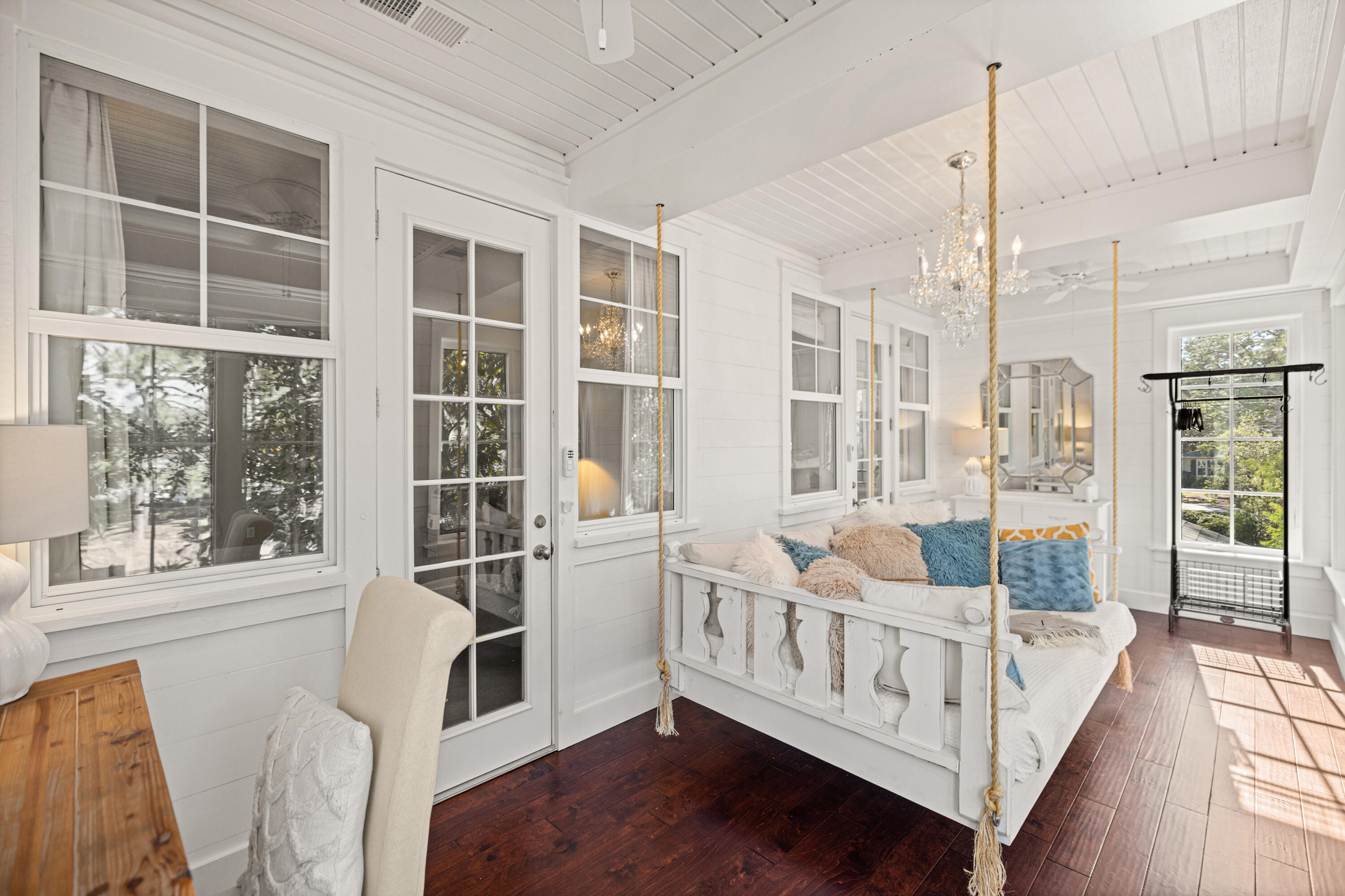 LAUREL GROVE - Residential